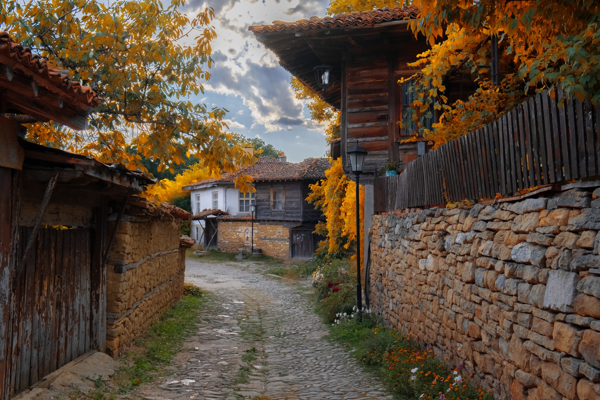 zheravna,bulgaria,travel,nature,house,light,history,green,orange,blue,, Алексиев Борислав