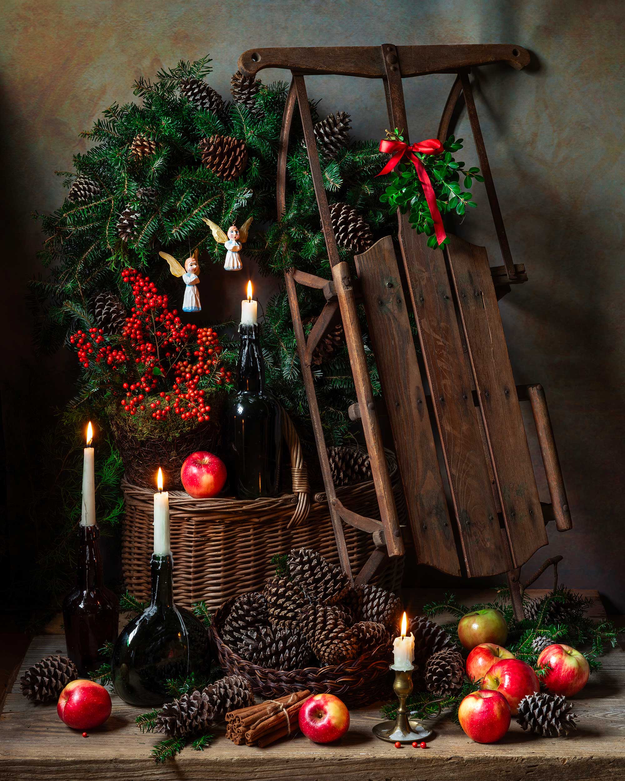 sled, christmas, apples, still life, wooden sled, christmas decor, festive, rustic, country christmas, angels, still life photography, pine cones, Слуцкая Яна