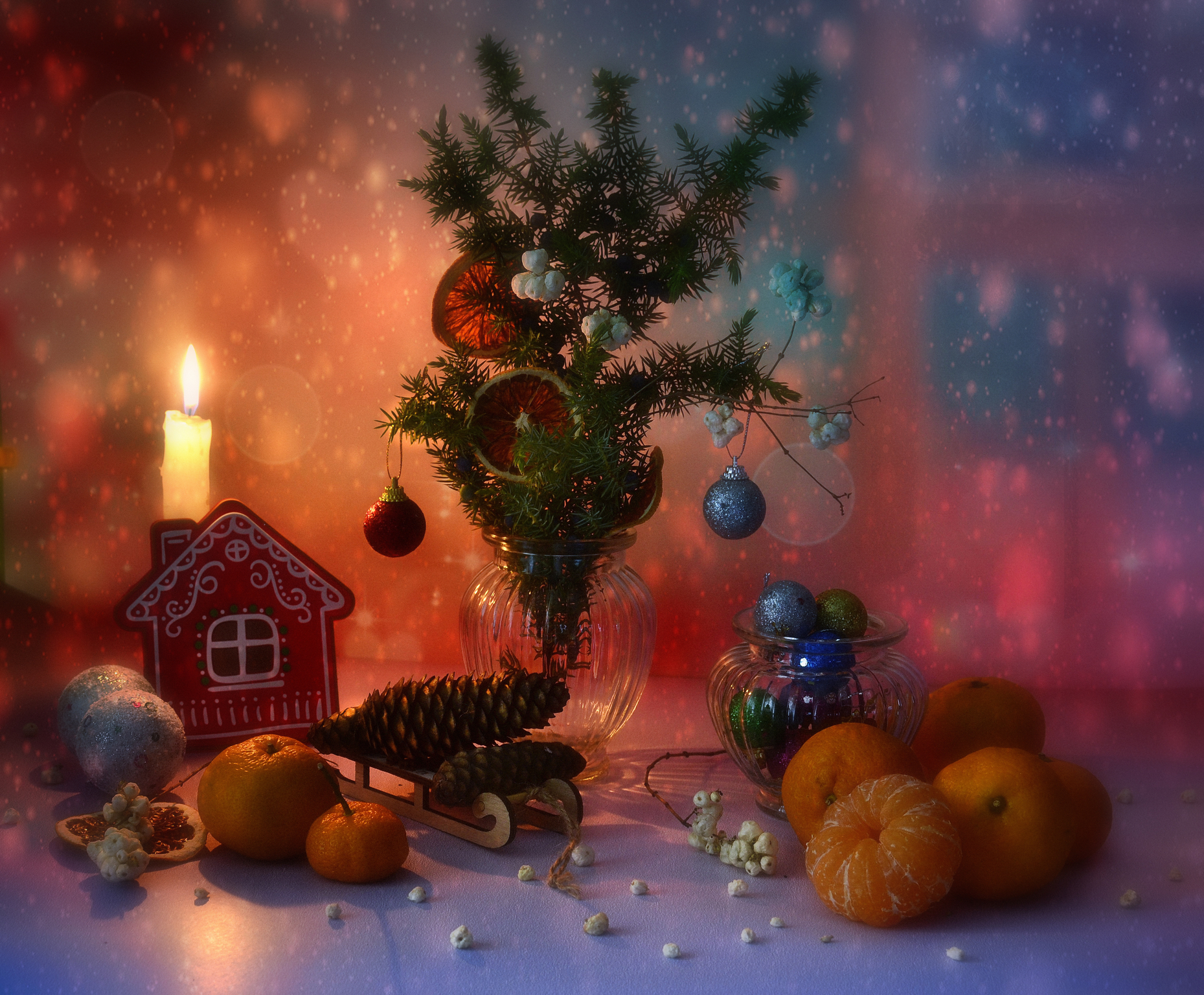 игрушки,мандарины,свеча,праздник,свет,шарики, Инаида