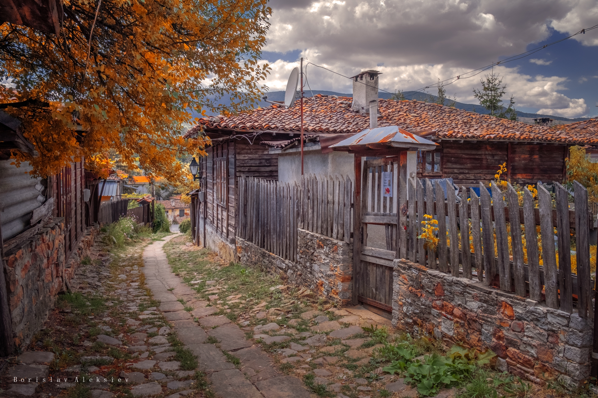 kotel,bulgaria,travel,nature,house,light,history,green,orange,blue,, Алексиев Борислав
