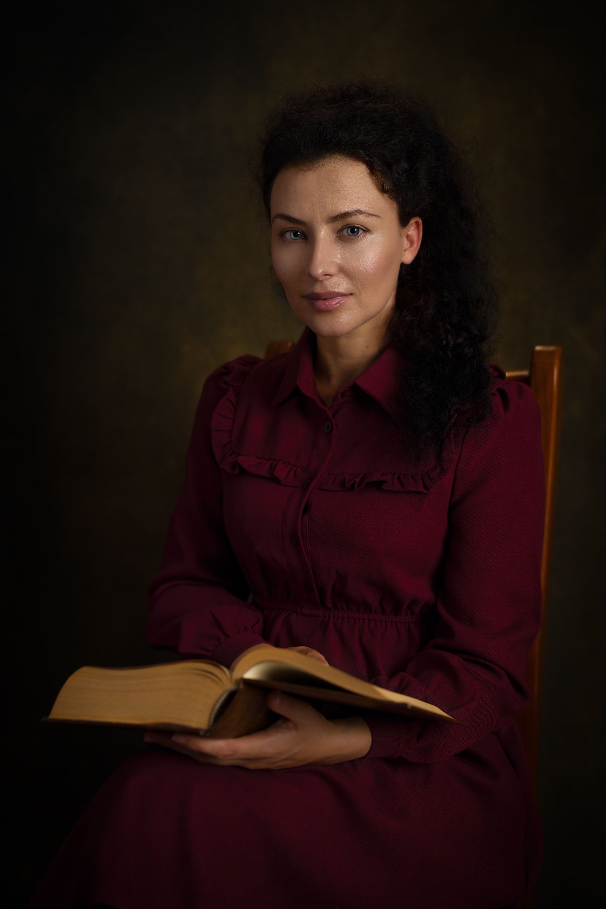 #female #portraits #model #classic #maroon, Victoria Shamrock