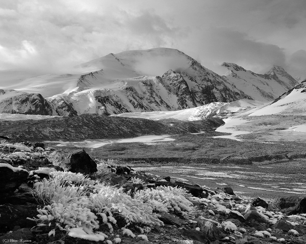 горы, памир, ледник, вершины, облака, туризм, альпинизм, Иван Жданов