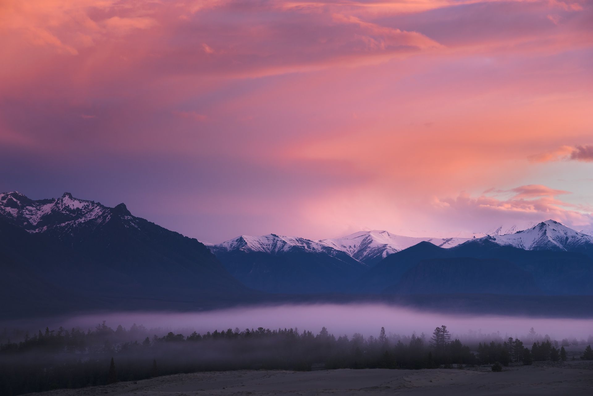 горы, пустыня, песок, чарскиепески, лес, рассвет, туман, mountains, desert, sand, forest, dawn, fog, Дмитрий