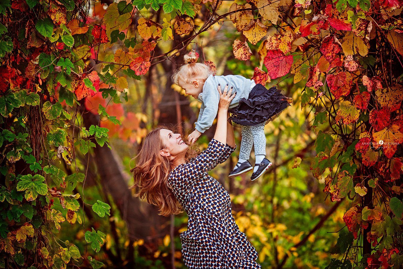 Осень, семья, игры, счастье, смех, листопад, Анастасия Кучина