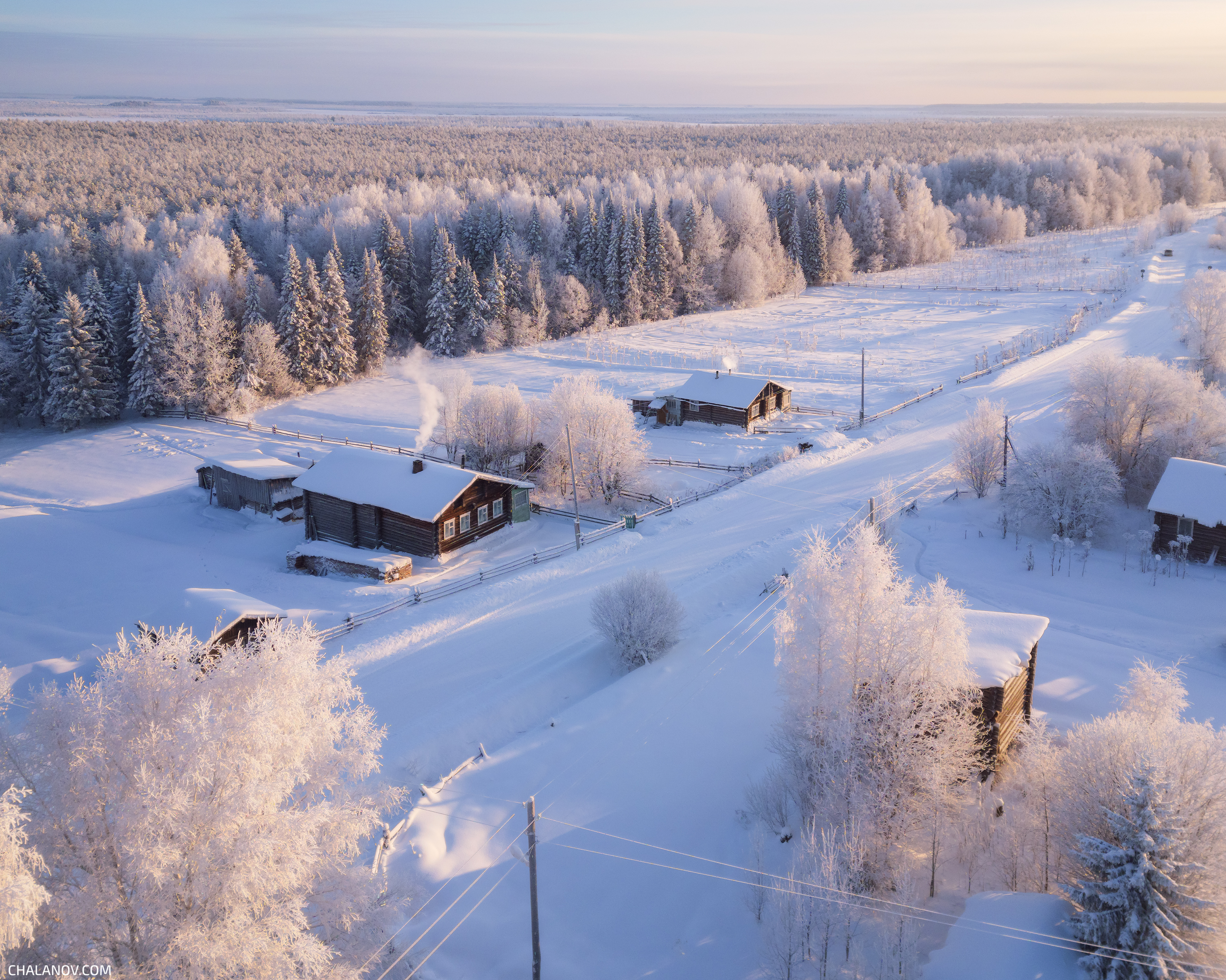 село, зима, иней, пейзаж, дрон, изба, снег, лес, landscape, snow, winter, sunset, закат, Чаланов Иван