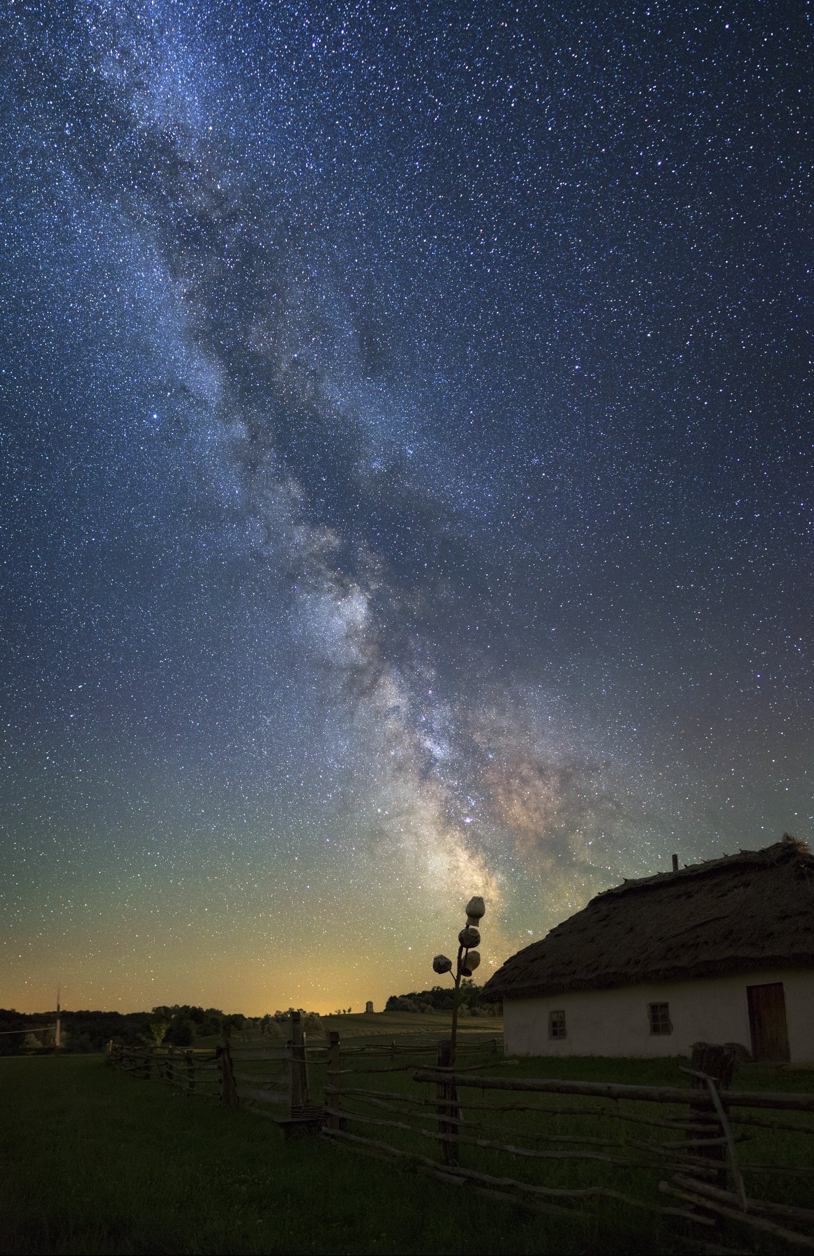 ночь, дом, изба, старина, звезды, Млечный путь, ночной пейзаж, night, stars, milky way, nightscape, old house, Валентин Гайдай