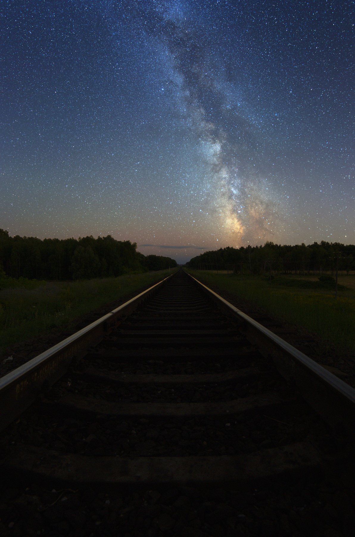 ночь, небо, Млечный путь, железная дорога, звезды, ночной пейзаж, , Валентин Гайдай