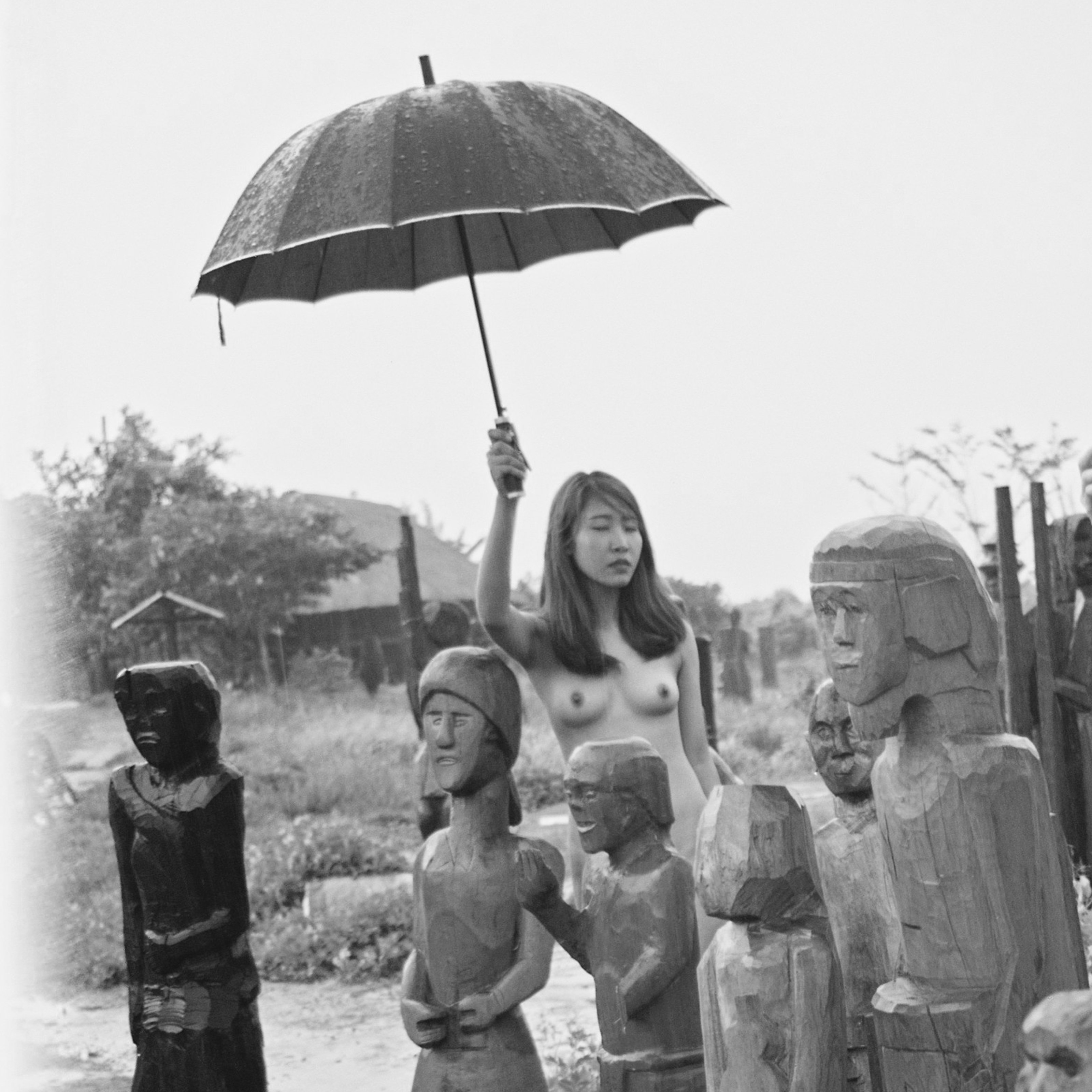 120 film, 6x6, Black and white, Hanoi, Negative, Nude, Vietnam, Woman, Một Kẻ A-ma-tơ Chỉ-Thích-Chụp-Nút