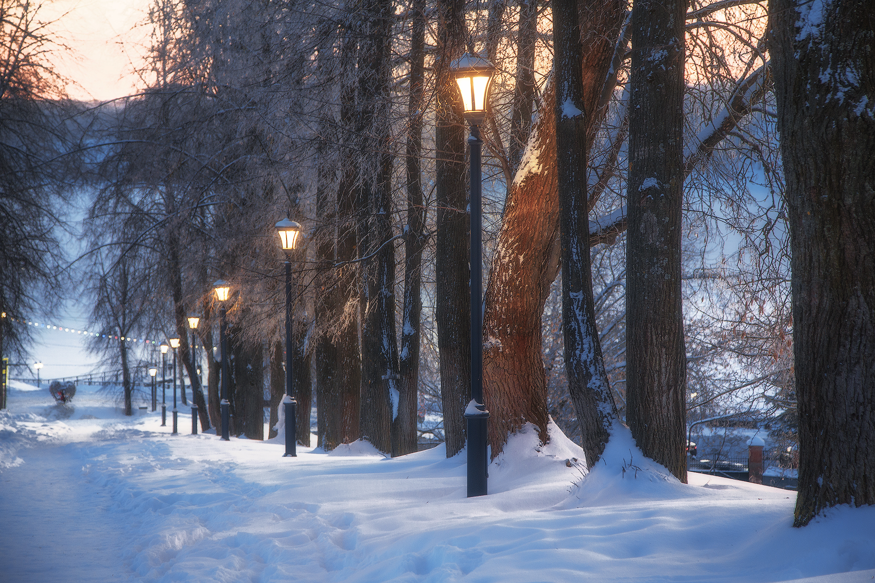 вечер, фонари, снег, закат, Макаров Роман