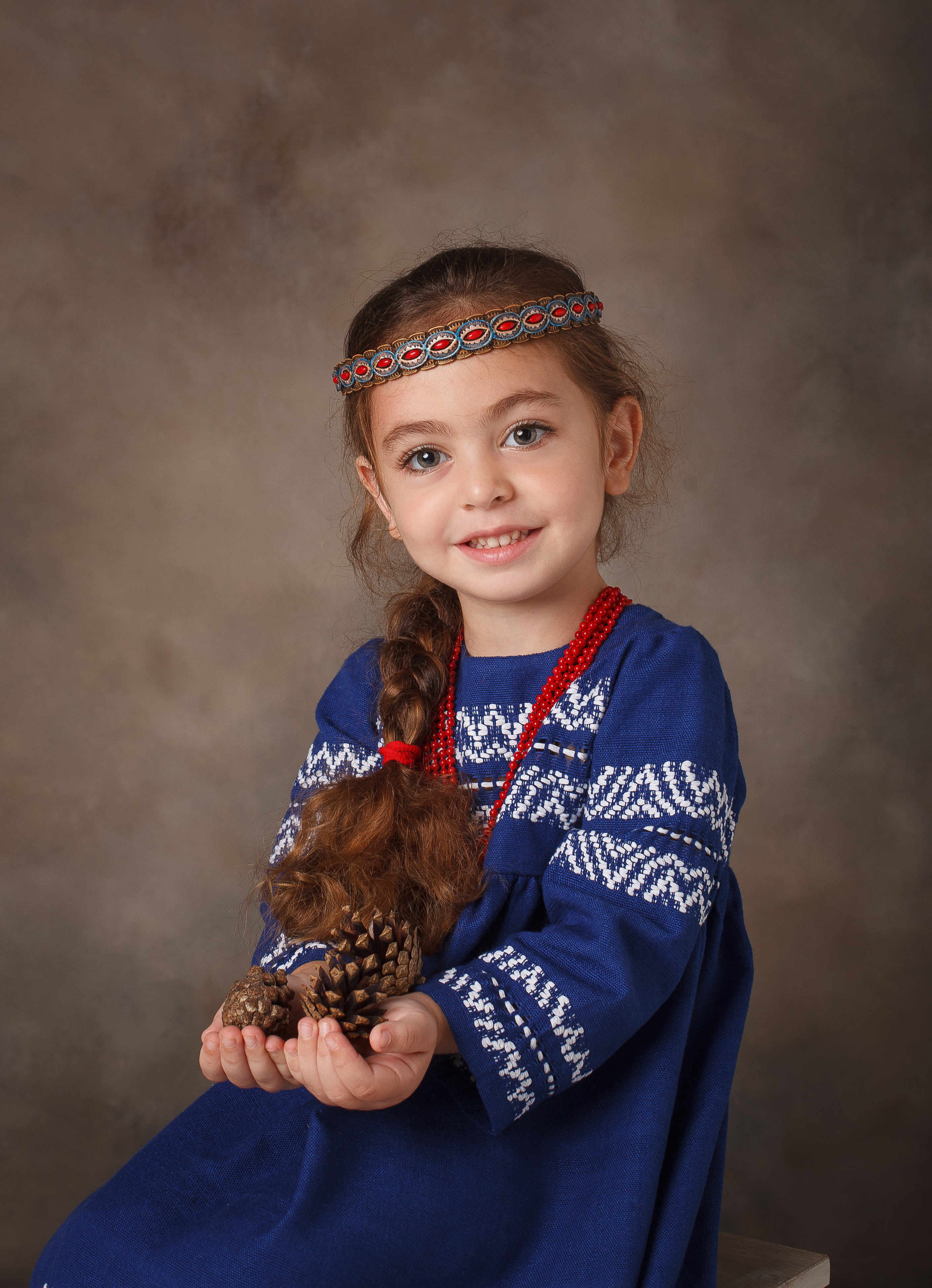 Детский портрет девочка народный костюм, Калита Иван Сергеевич