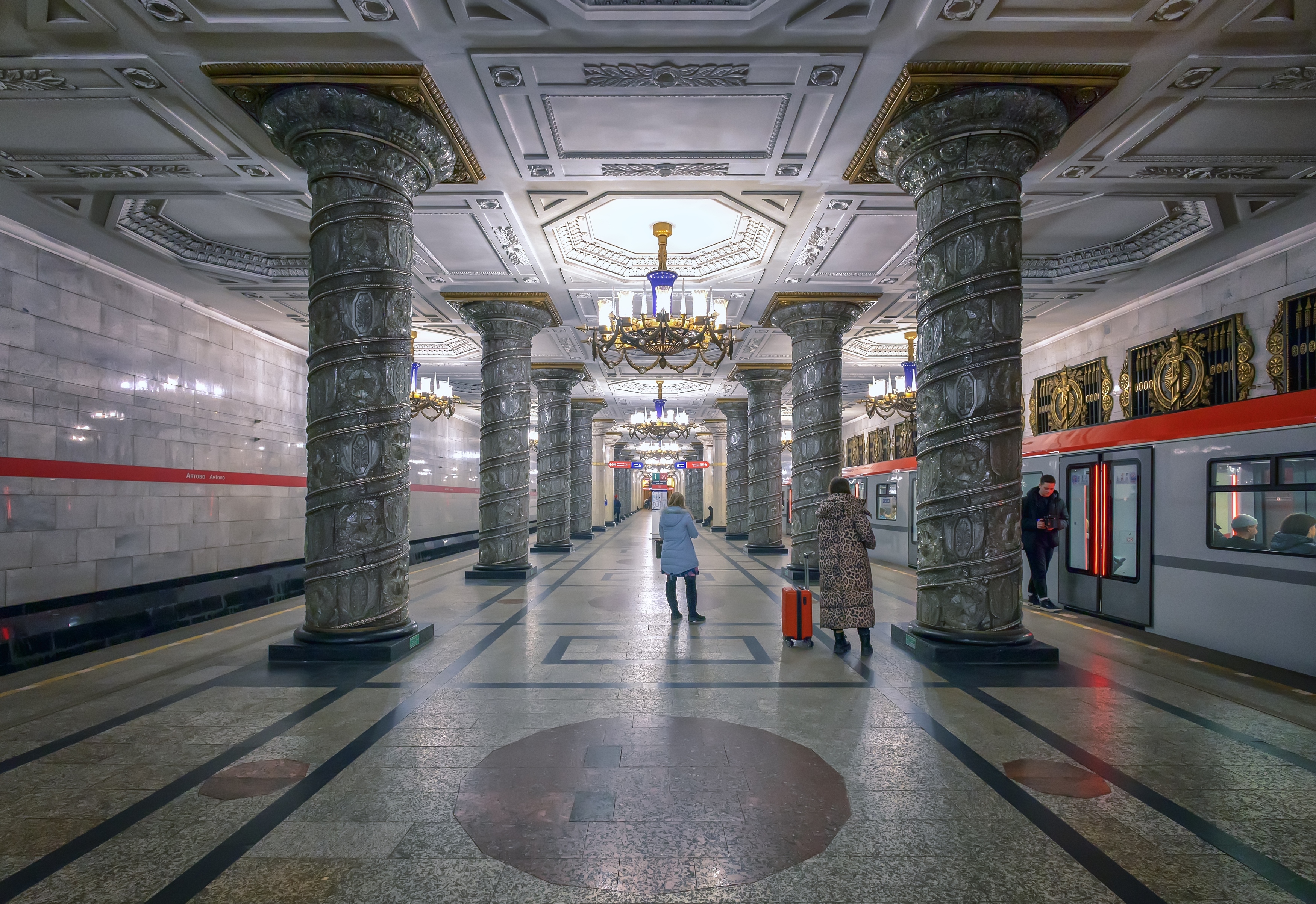 петербург метро вестибюль станция, Тамара