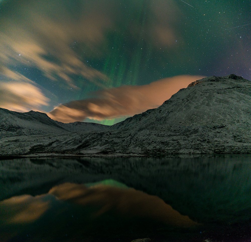 Aurora borealis, Заполярье, Север, Северное сияние, Сердцевидное озеро, Хибины, Роман Горячий