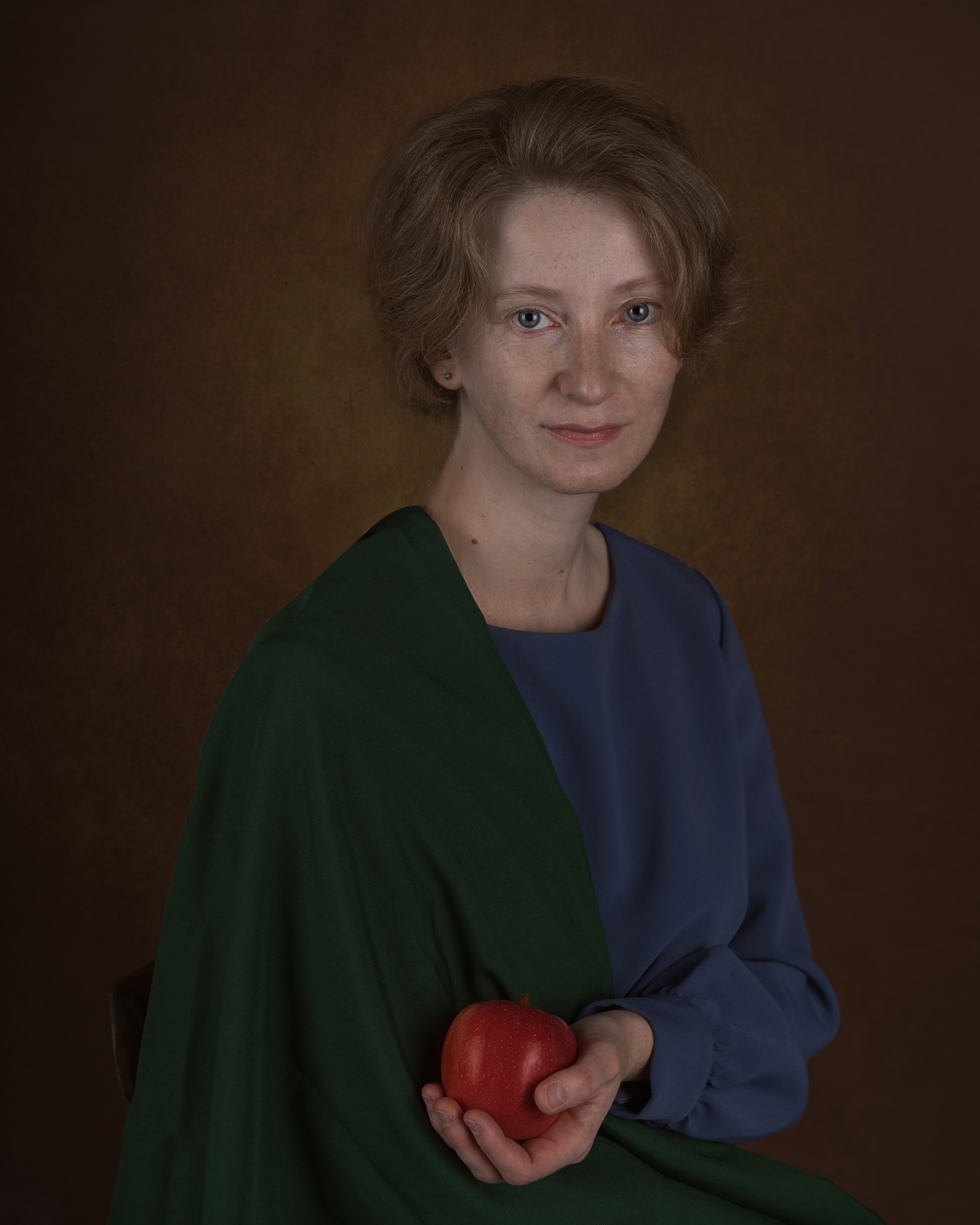 Женский портрет, Юлия
