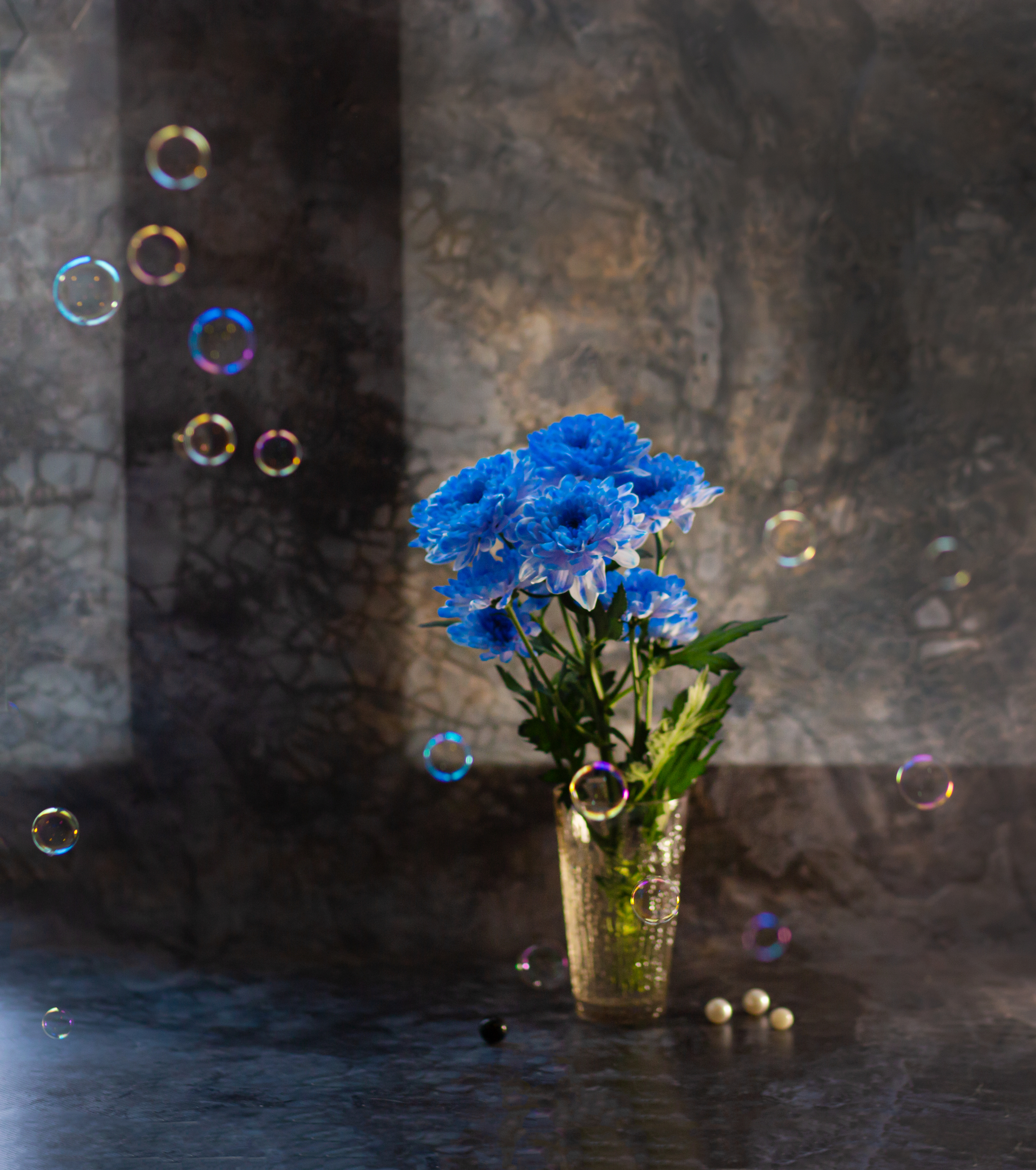 хризантемы, синий, мыльные пузыри, Наталия Колтакова