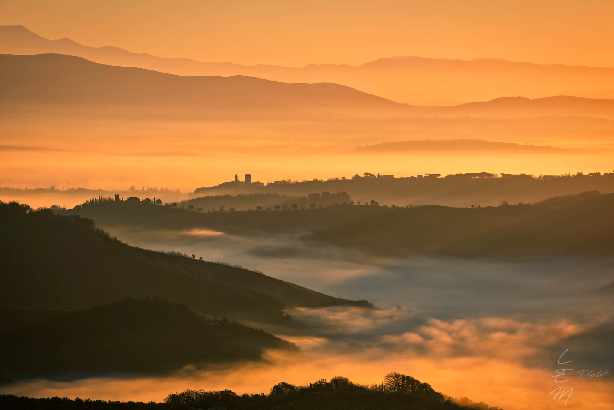 fog, dawk, orange, valley, Enrico Luzi