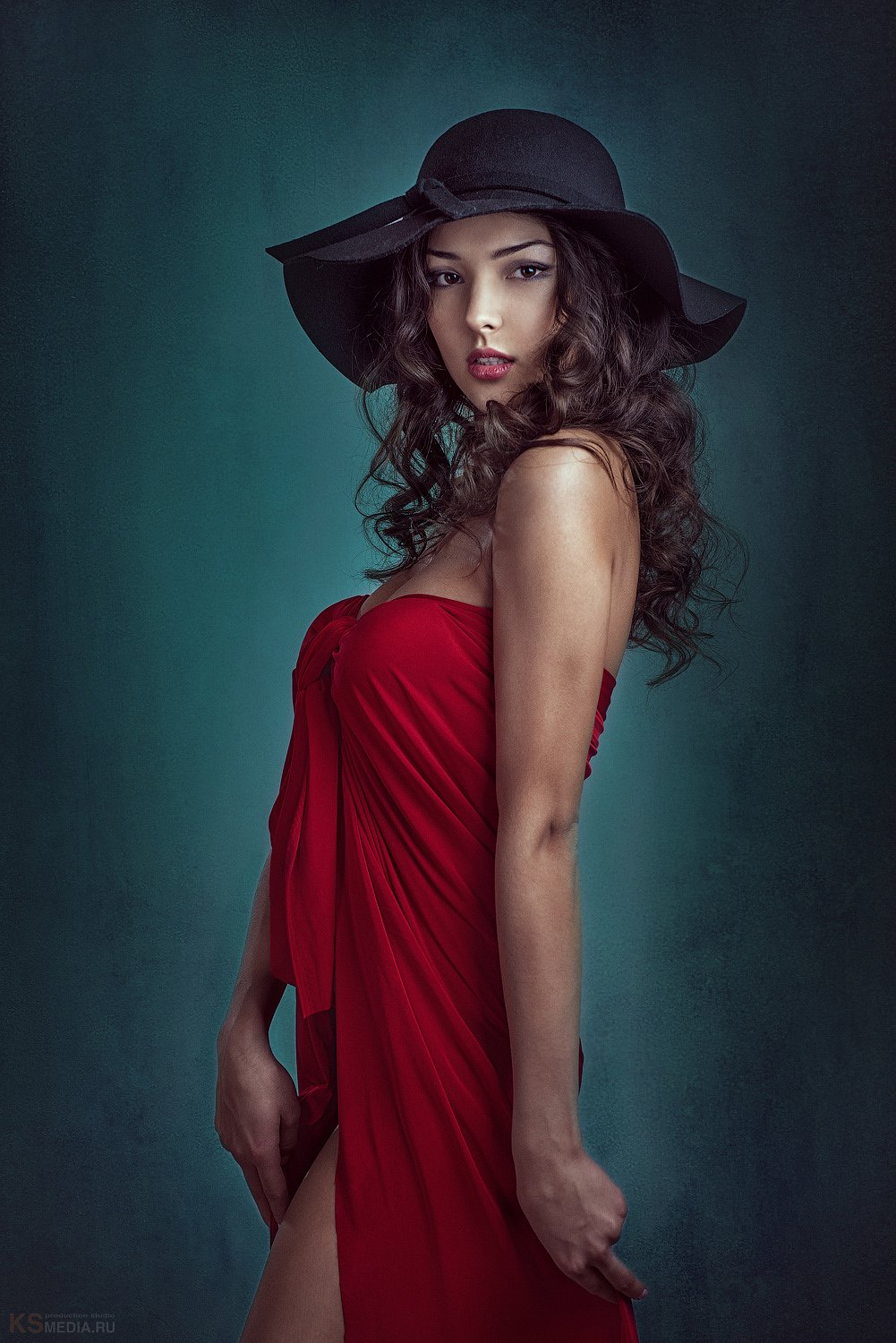 Beautiful, Cute, Girl, Hat, In red, Model, Red, Шляпа, Сергей Калабушкин