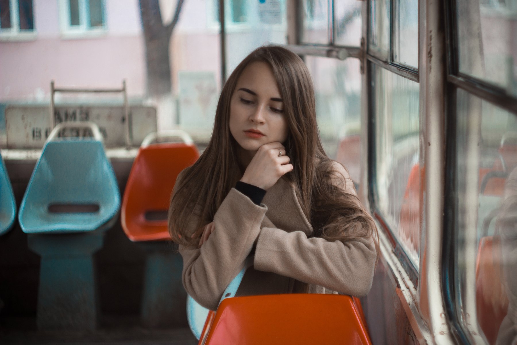 Портрет, фото, в трамвае, ретушь, объем, Вайнер Эльза