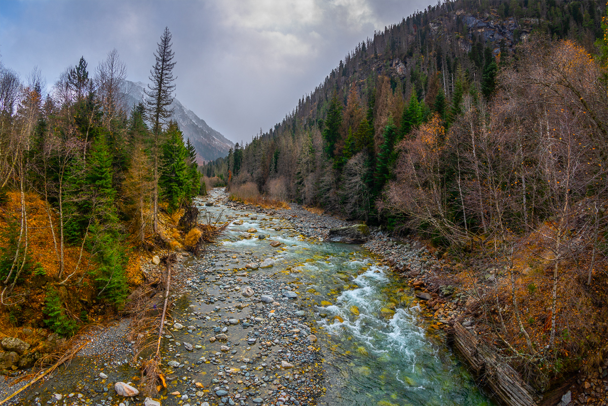 река лес горы глубокая осень, Anatoly