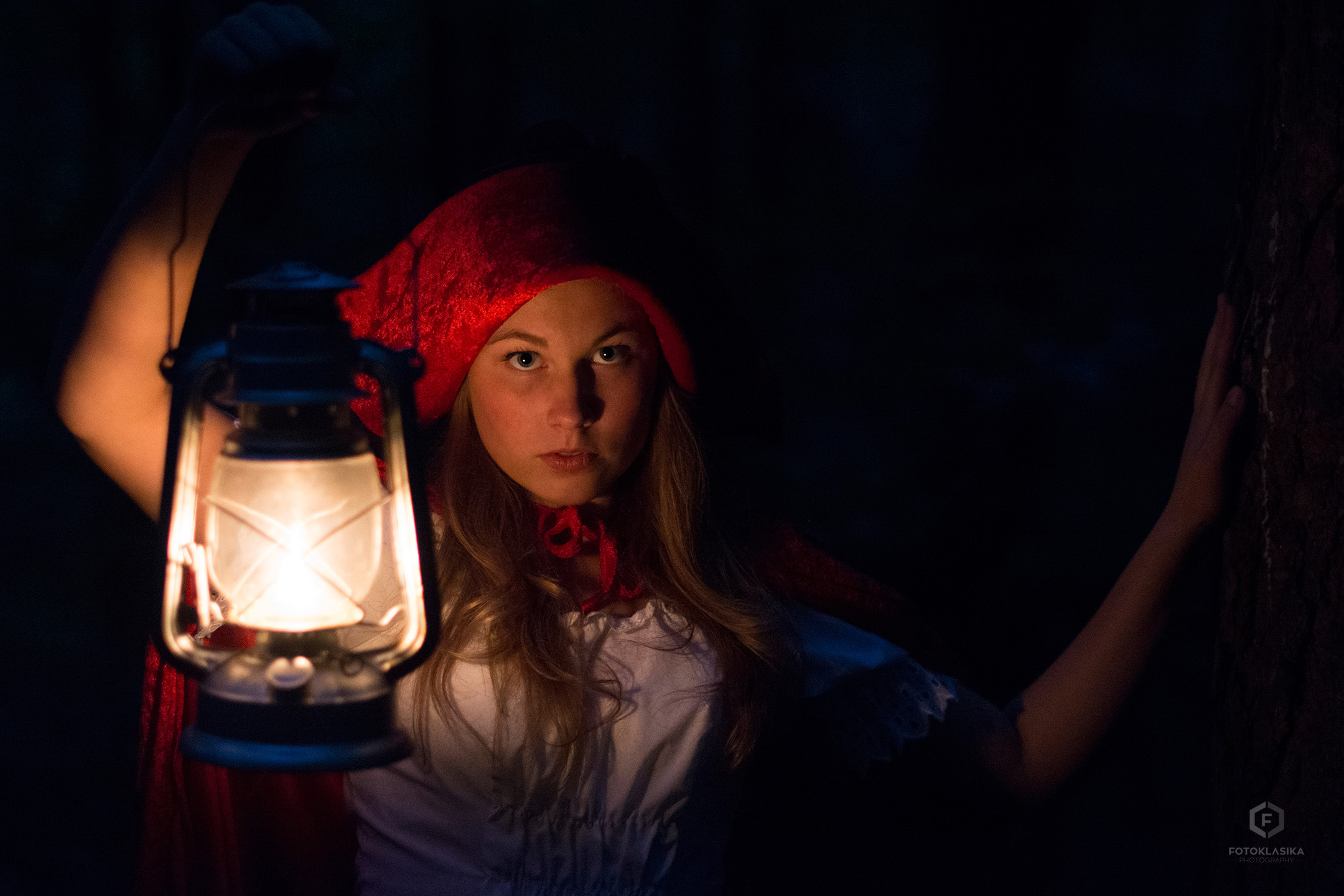 portrait, fairytale, night, forest, light, girl, nikon, Donatas Rimkus (Fotoklasika)