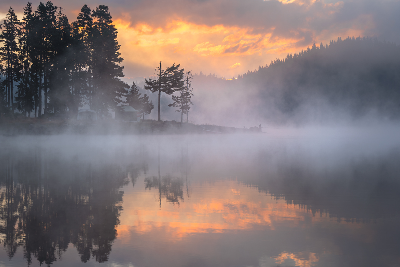 landscape nature scenery summer sunrise morning dawn lake reflection fog foggy mist misty clouds mountain trees пейзаж рассвет горы озеро, Александър Александров