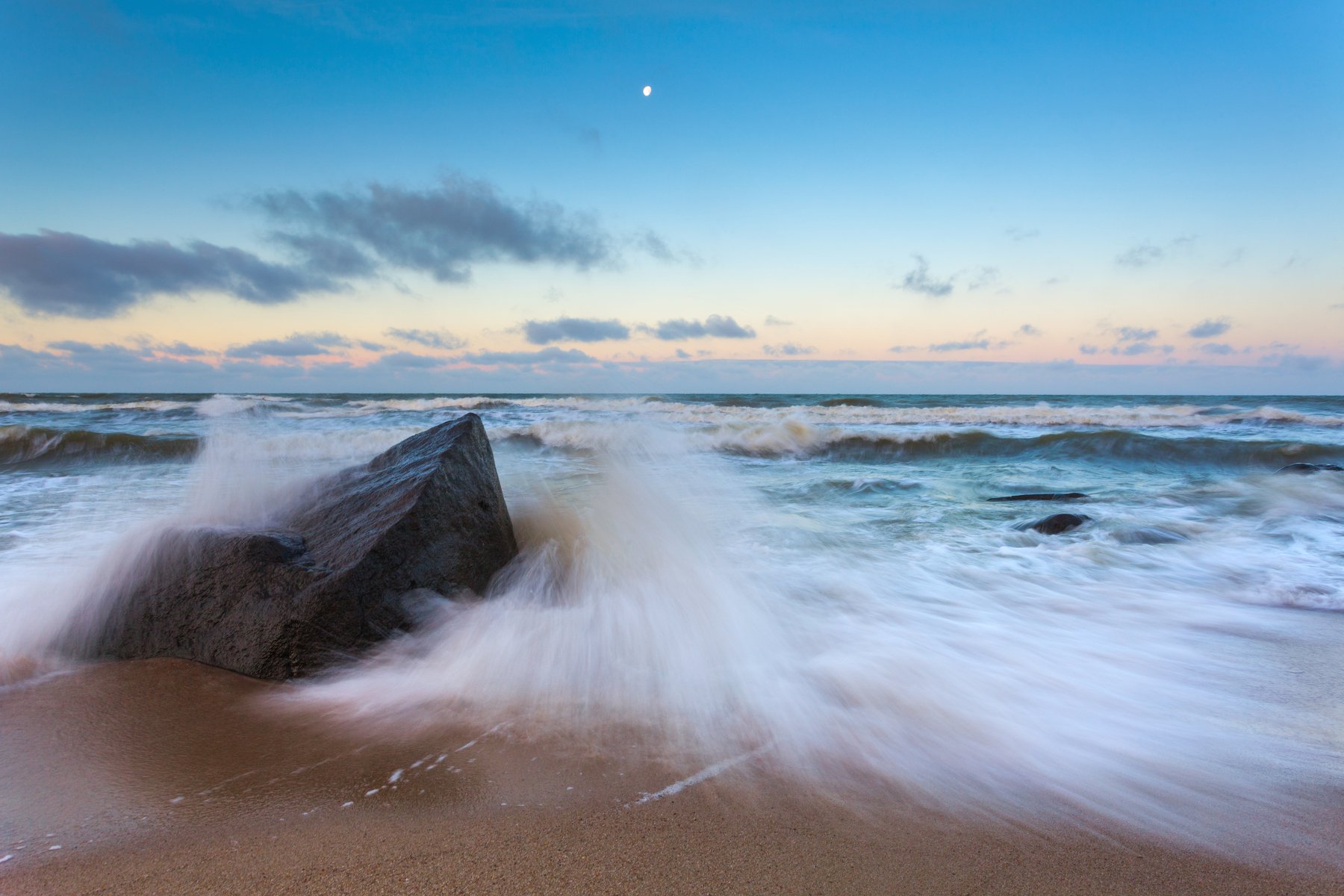 балтийское море пляж камни, Кулинич Артём