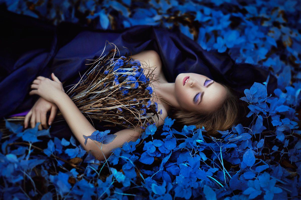 azure, blue, flowers, girl, glamour, model, nikon, nikon d90, portrait, style, Kerry Moore