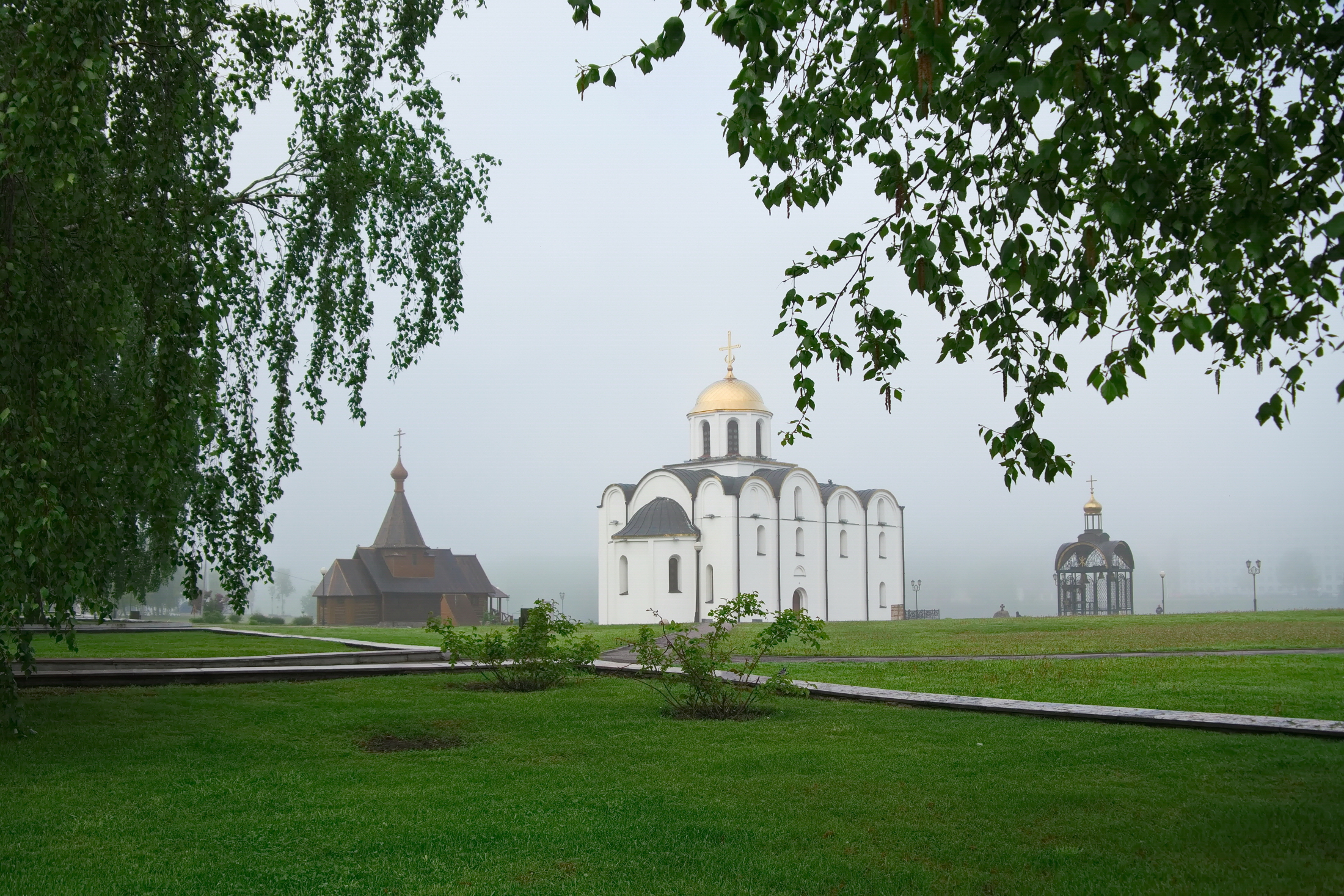 витебск, весна, май, храм, туман, Виктор Гурков