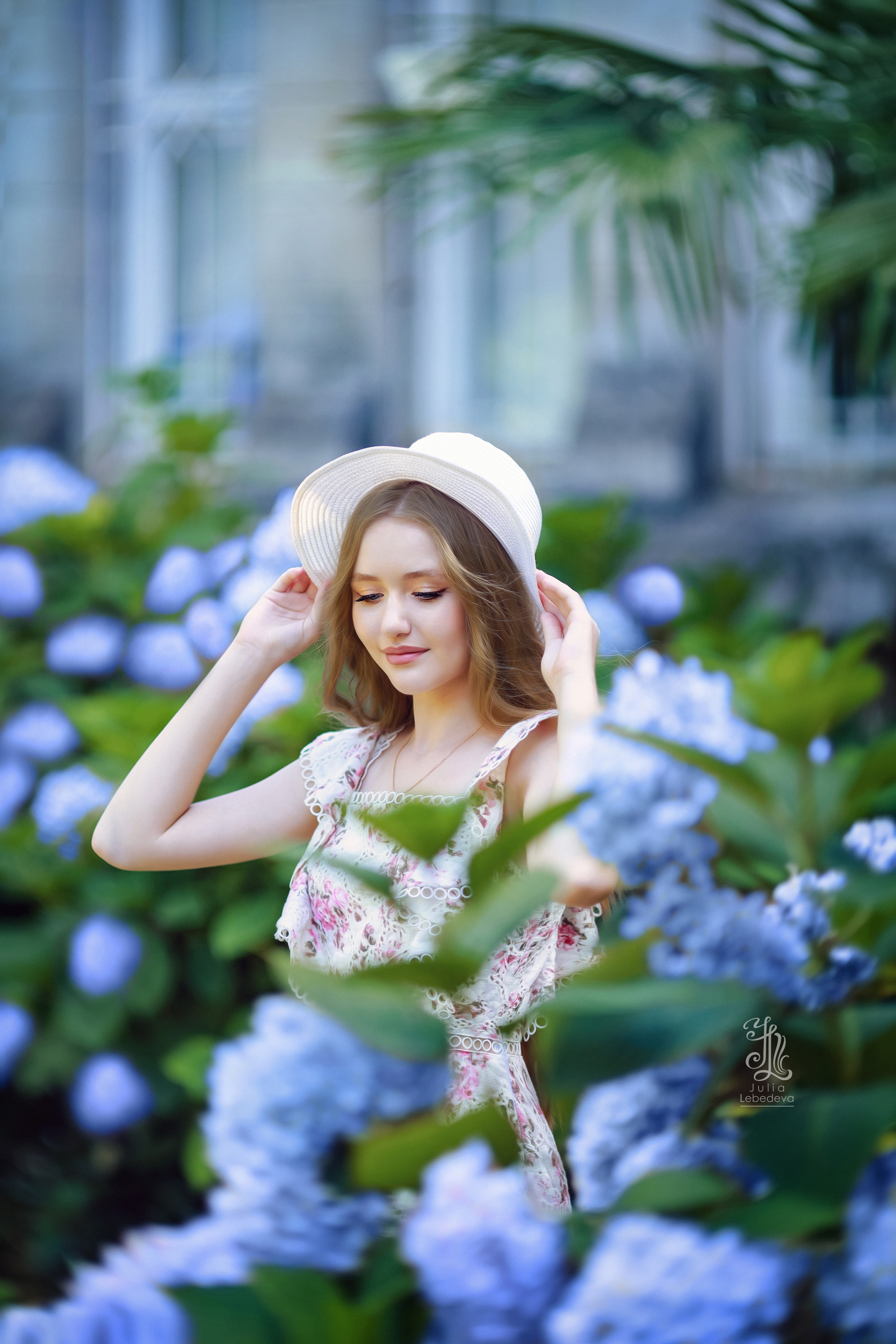 horizontal, photography, outdoors, nature, youngwomen, oneperson, beautifulwoman, flower, beauty, portrait, fashion, lifestyles, day, dress, hat, flowers, Лебедева Юлия