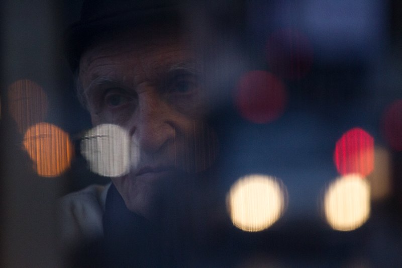 tram, bokeh, reflection, mirrored, Denis Buchel (Денис Бучель)
