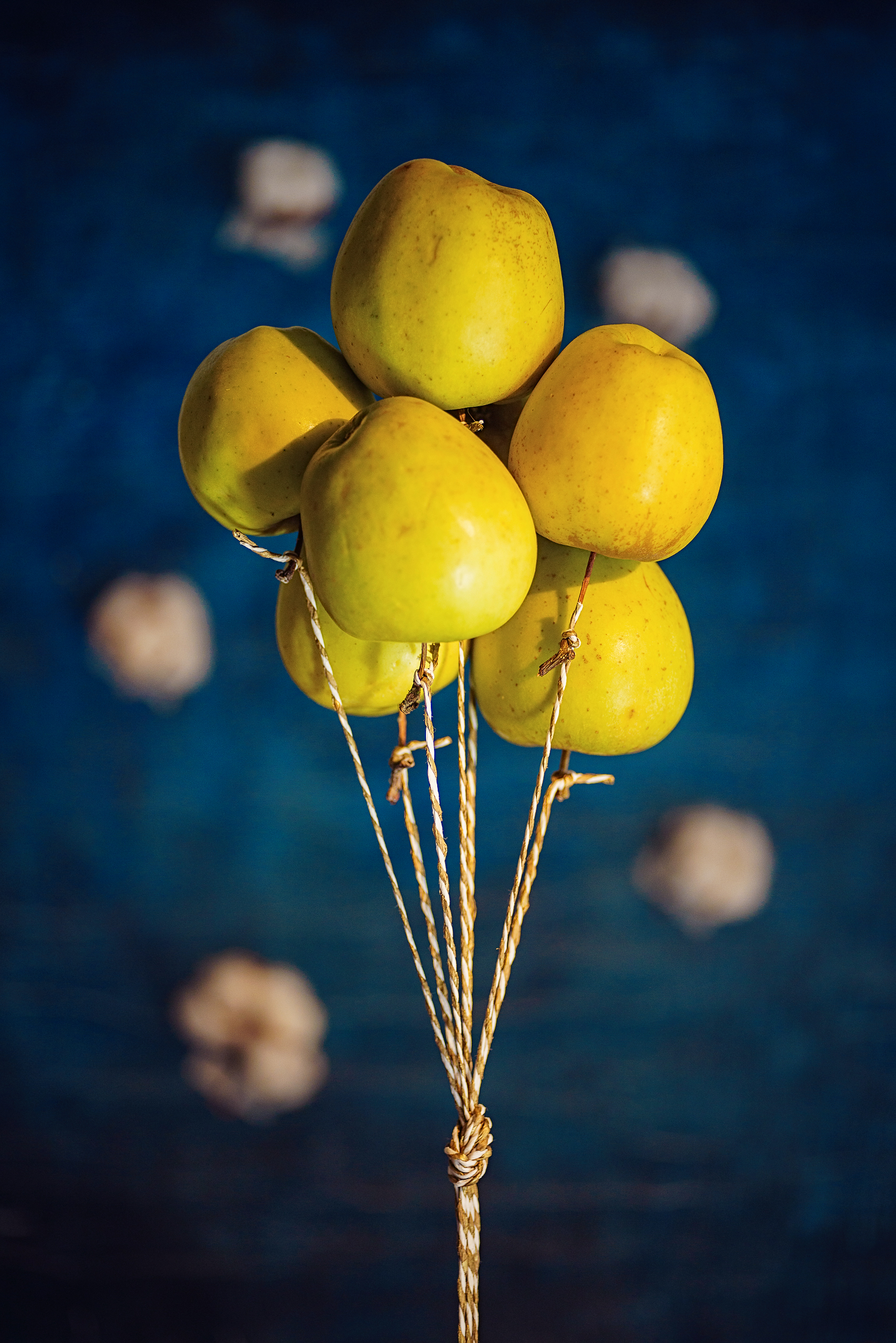 воздушный шар, яблоко, желтый, синий, абстракция, Бакбак Тата