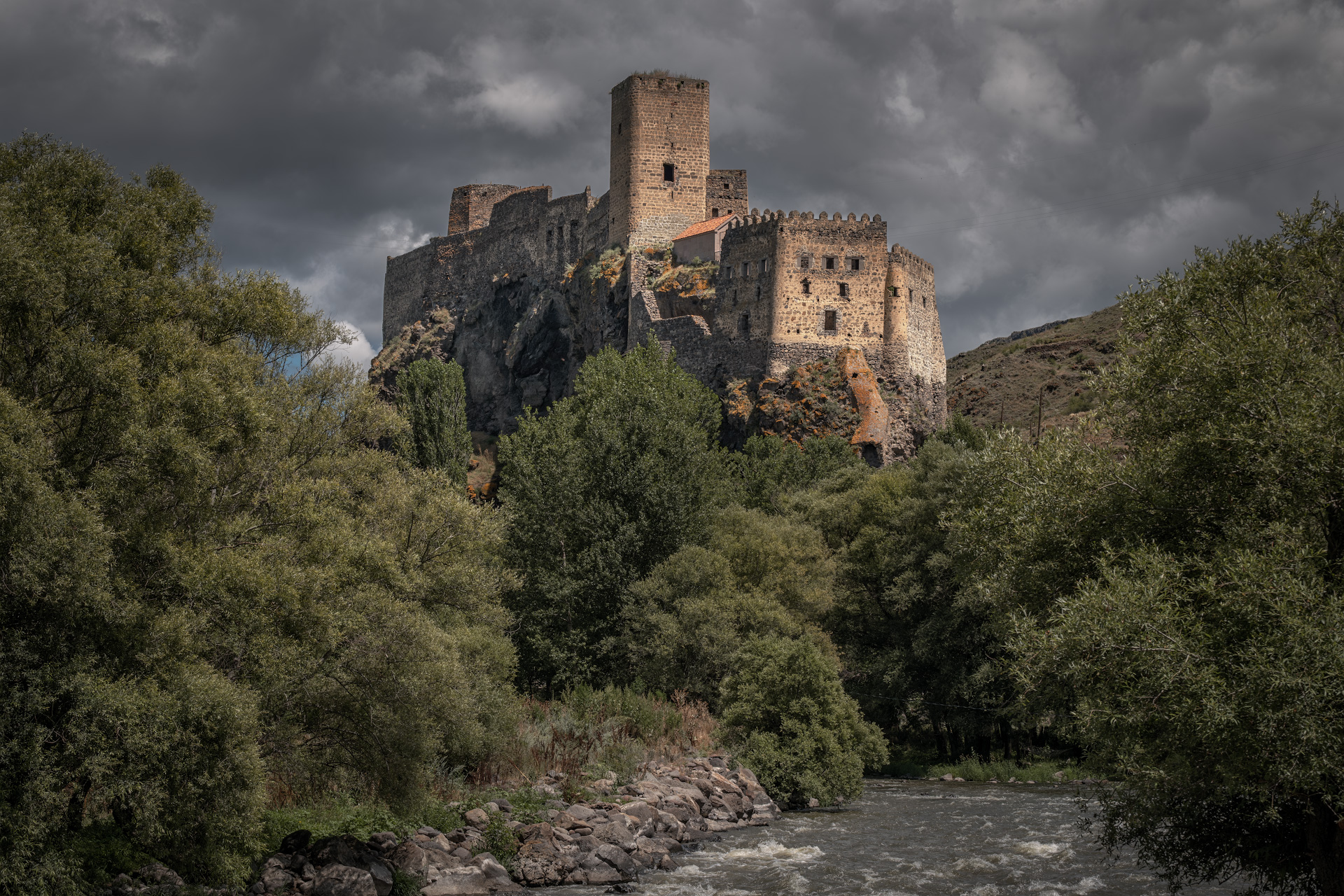 khertvisi, fortress, ancient, mountans, sky, clouds, river, cloudy, landscape, scenery, travel, outdoors, javakheti, georgia, sakartvelo, chizh, Чиж Андрей