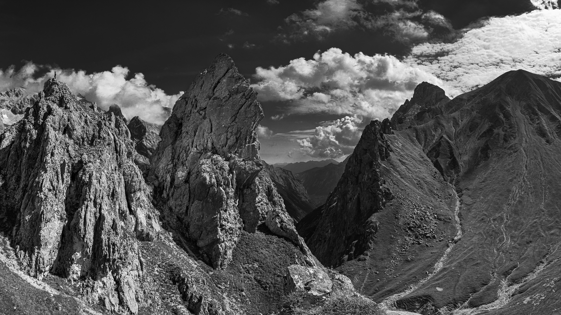 #mountains #panorama #blackandwhite #bw #landscape #nature #moody, Yuri Merkulov