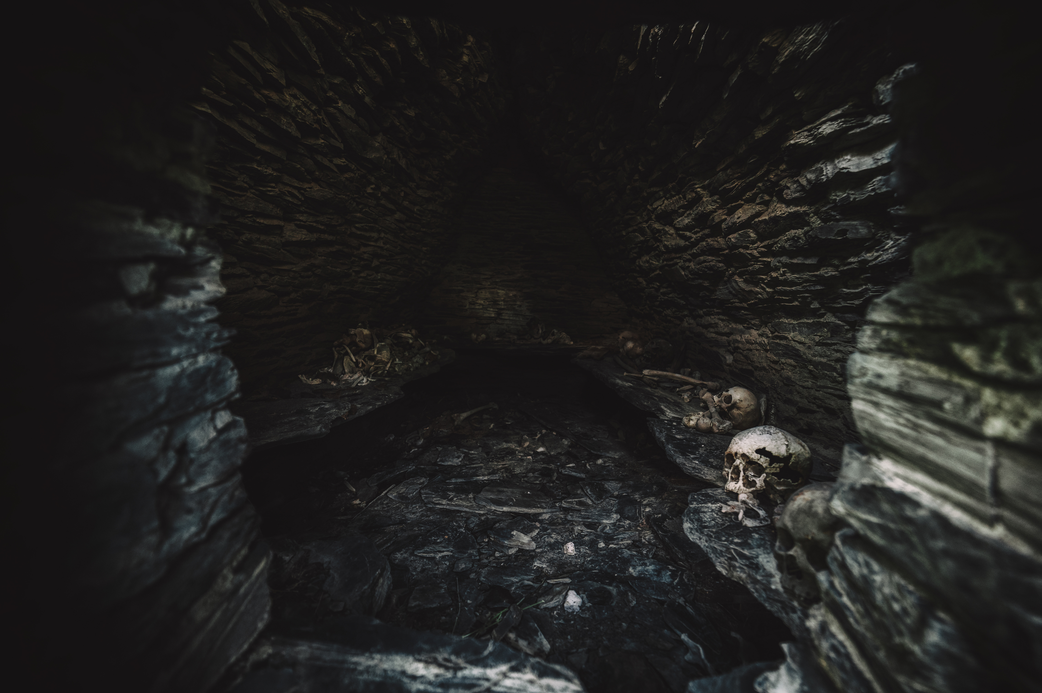 grave, skull, bone, stone, tomb, chechnya, caucasus, mist,, Бугримов Егор