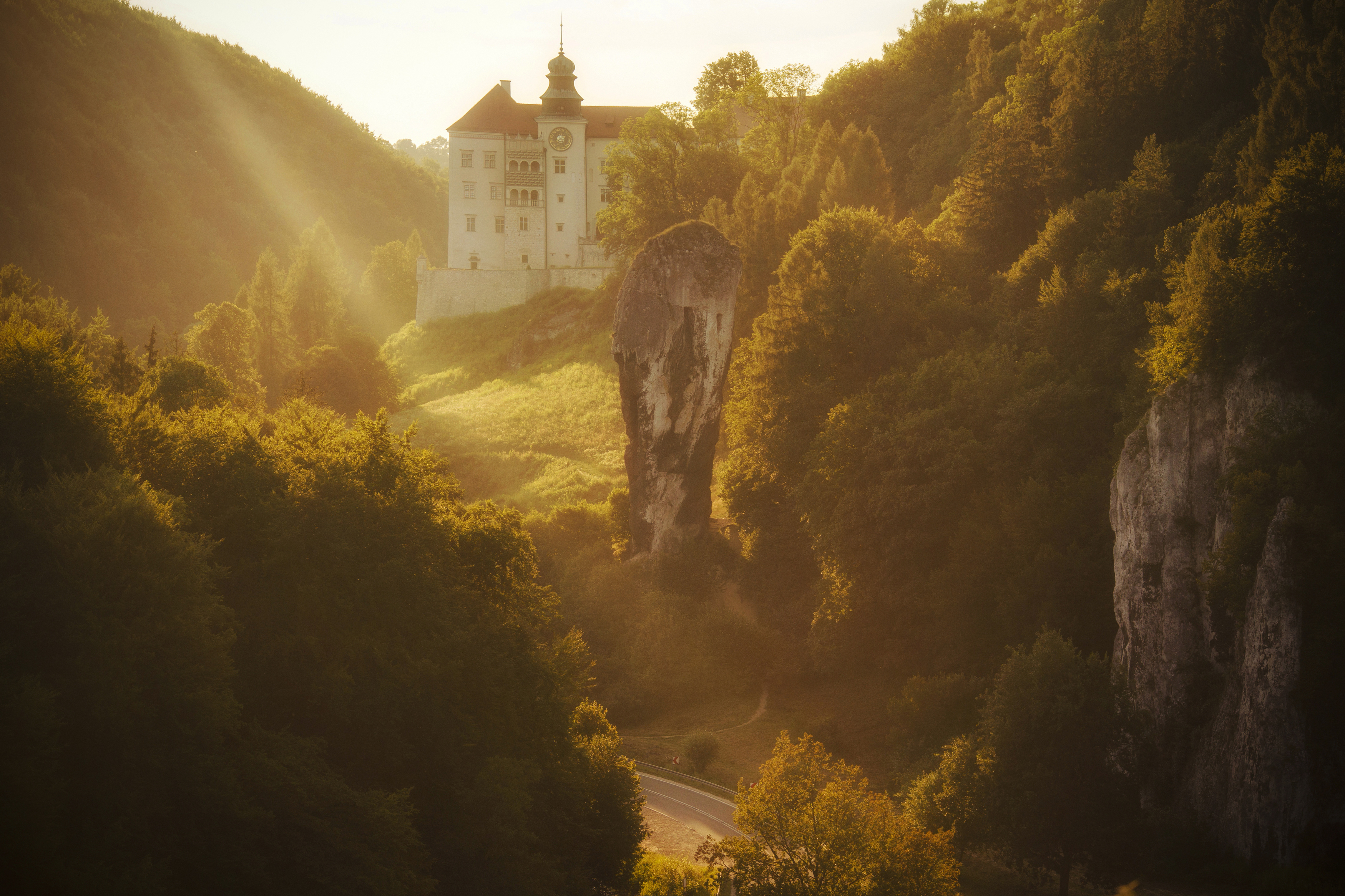 Horizontal, Photography, Architecture, Place, Mountain, Landscape , Nature, Travel, History, Building, Castle, Poland, Landscape, Golde-Hour, Damian Cyfka