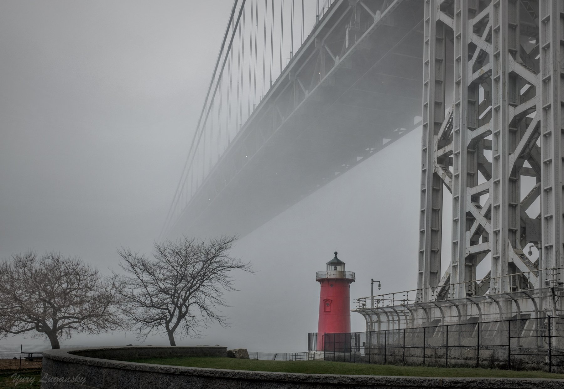 New York City Hudson River George Washington Bridge Little Red Lighthouse, Юрий Луганский