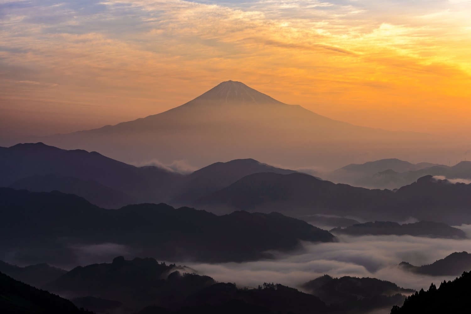 Fuji,mountain,Japan,cloud,fog,mist,red,orange,glow,morning,sunrise,, Takashi
