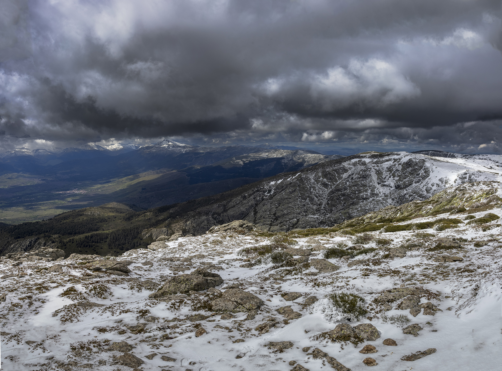 photography, mountain, spring, flower, landscape, photo, awakening, flowers, land, landmark, lands, dramatic ligth, ligth, mountains, jimenez millan samuel