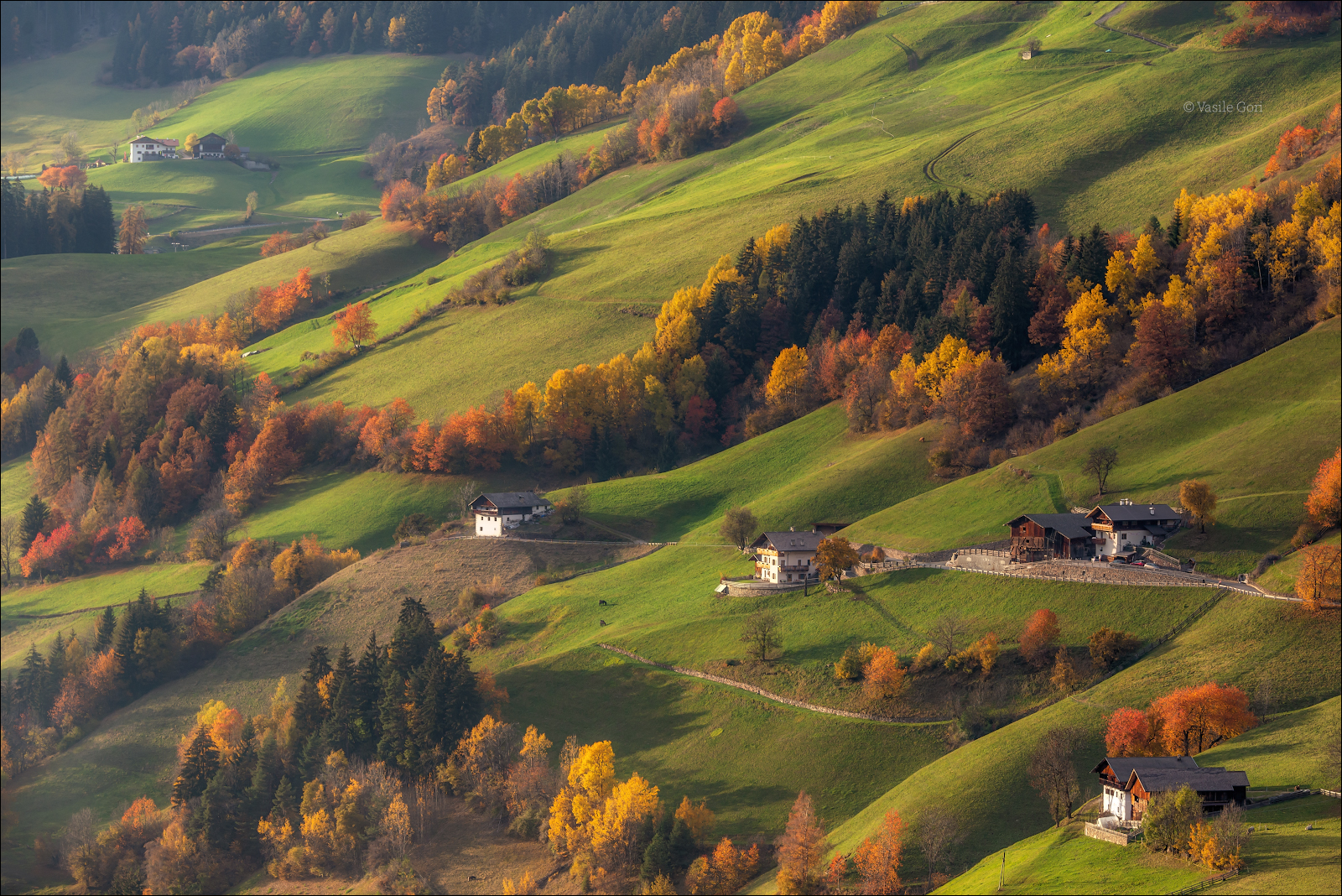 доломитовые альпы,santa maddalena,деревня,val di funes,осень,odle,италия,alps,ranui,hills,rural,nature, Гори Василий