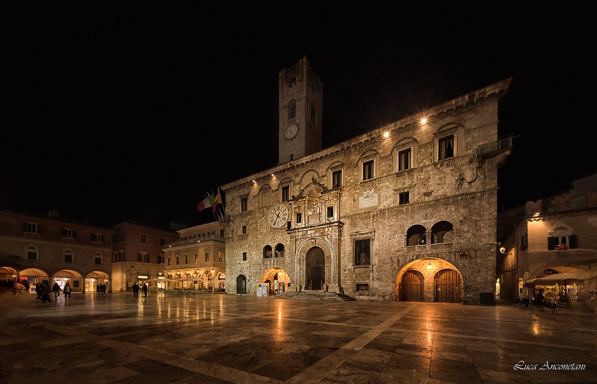 city street urban marche region italy night, Anconetani Luca