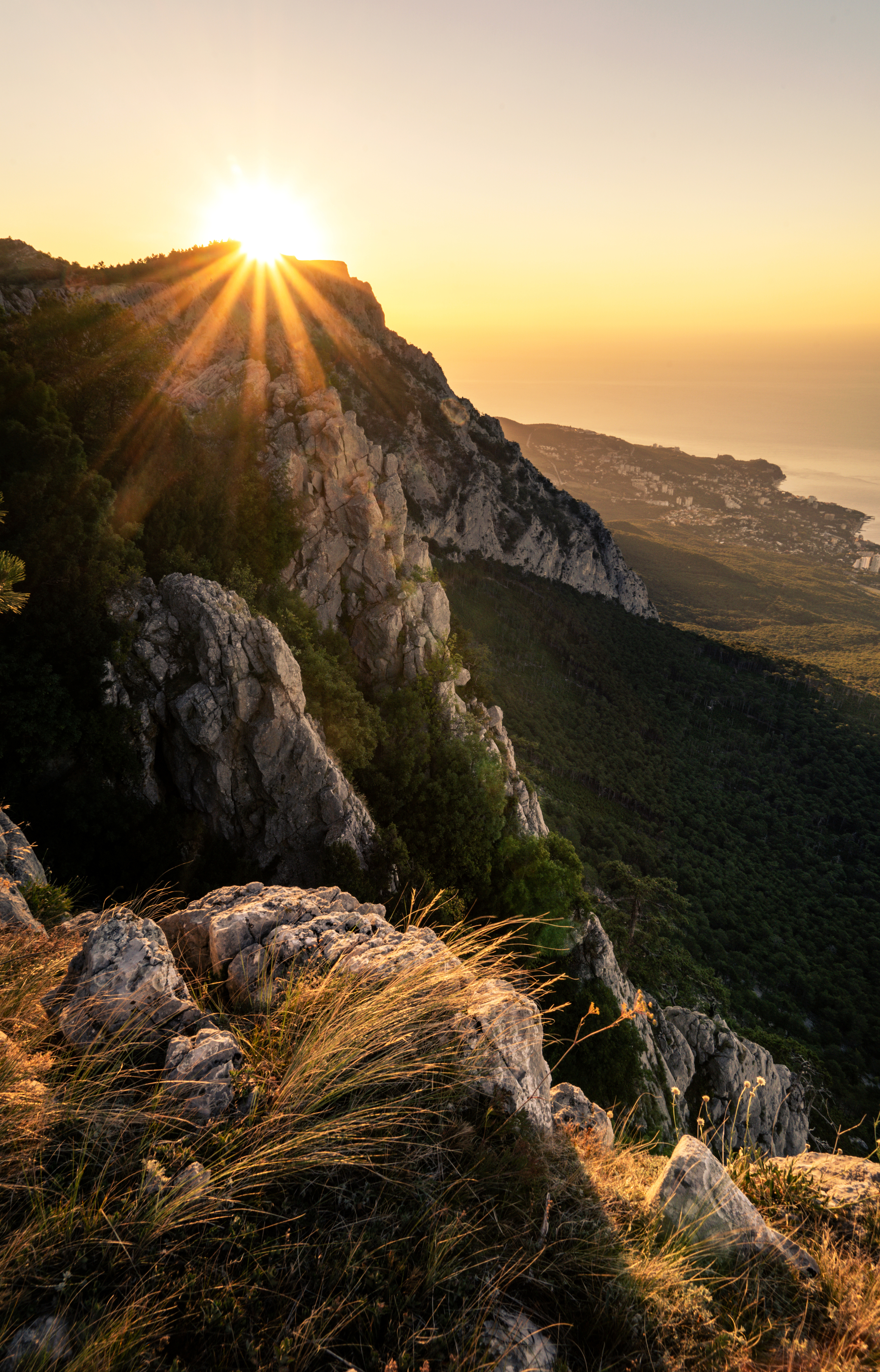 Россия, Крым, плато Ай-Петри, Алупка, рассвет, Ялта, Ялтинский горно-лесной Заповедник, , Юрий Гаврилов