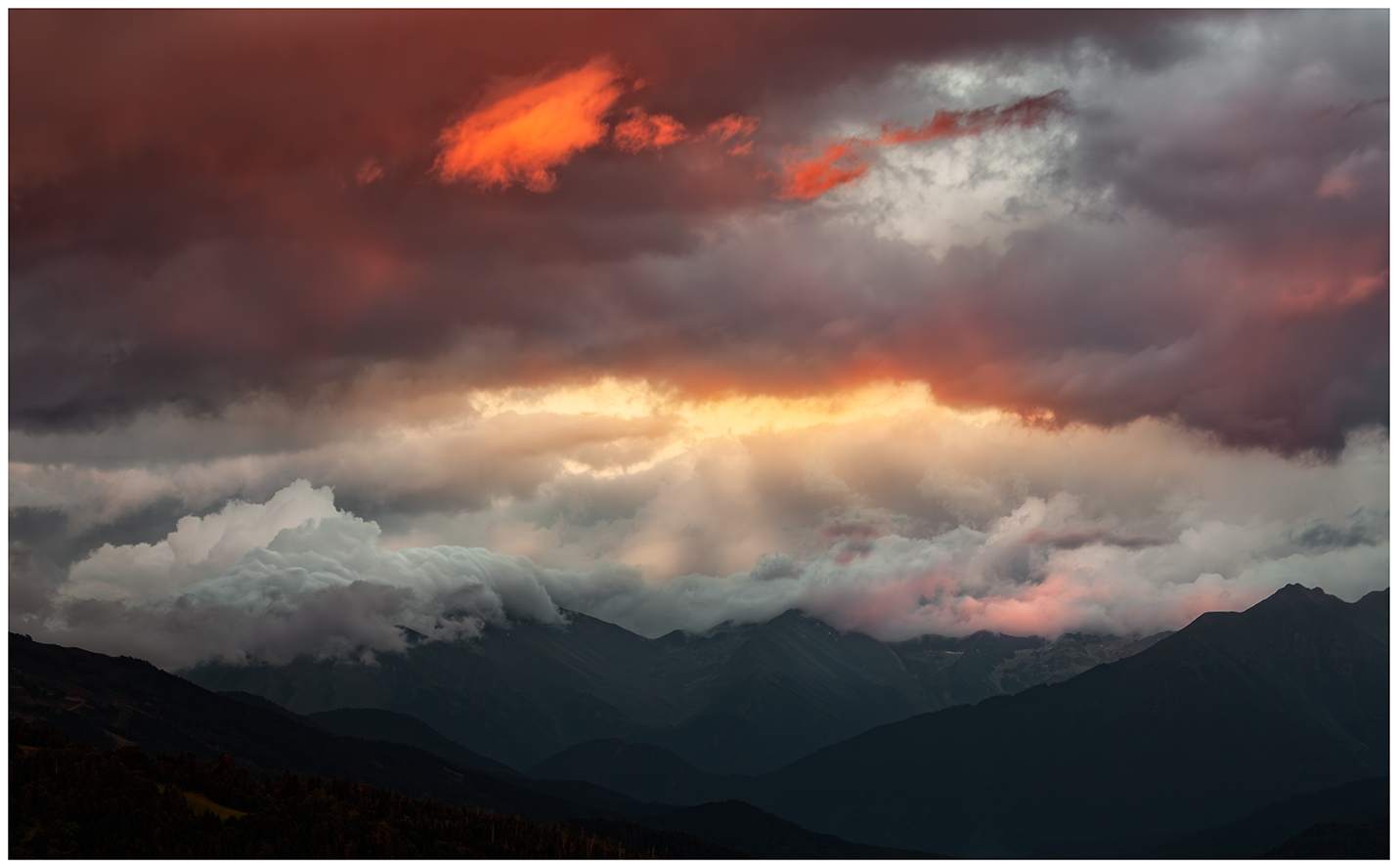 пейзаж, облака, горы, закат, солнечный свет, гора, природа, landscape, landscape photogrpahy, nature, mountans, clouds, sunset light, dramatic clouds, TIMUR ERSNO