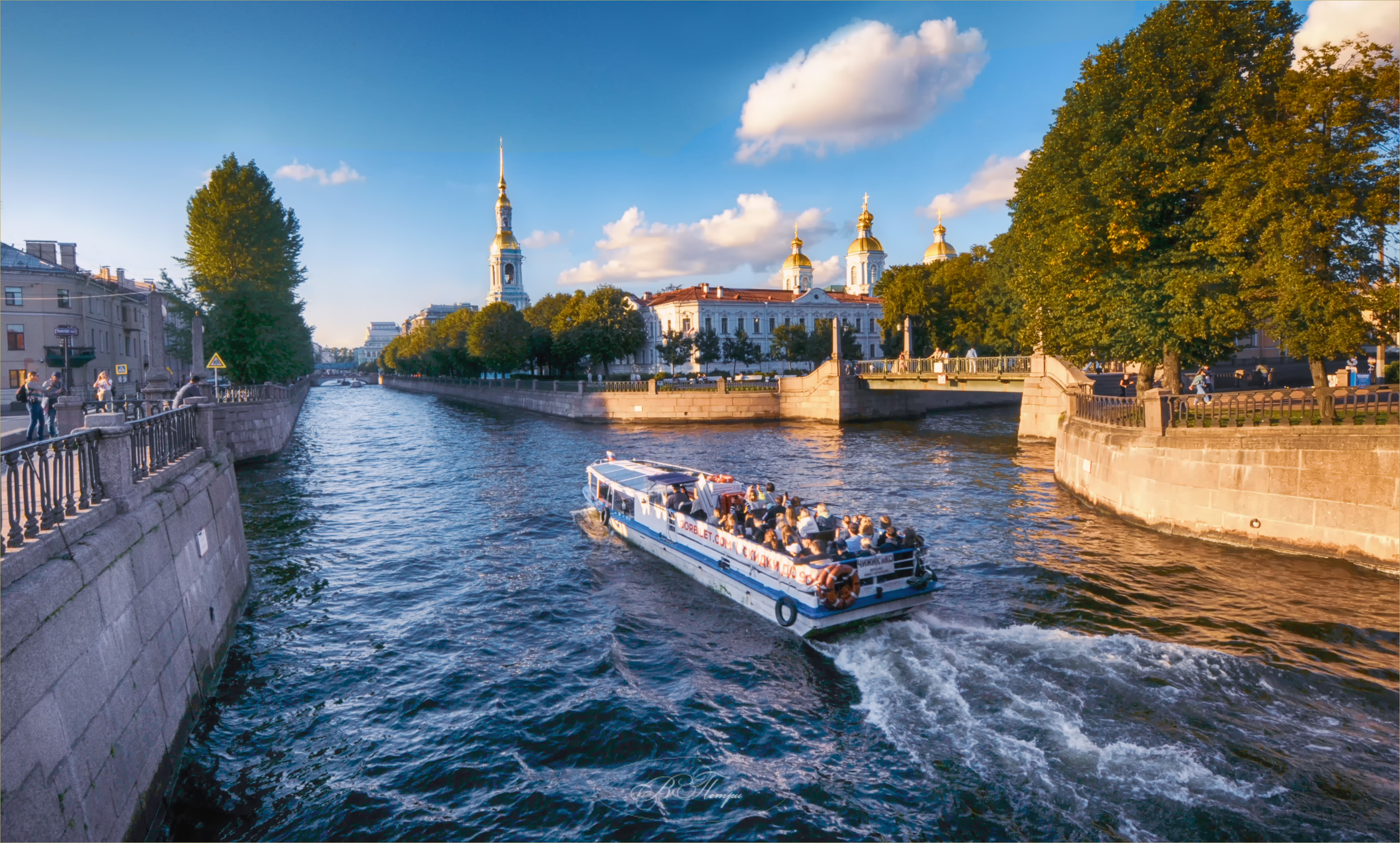 река катер церкви, Вера Петри