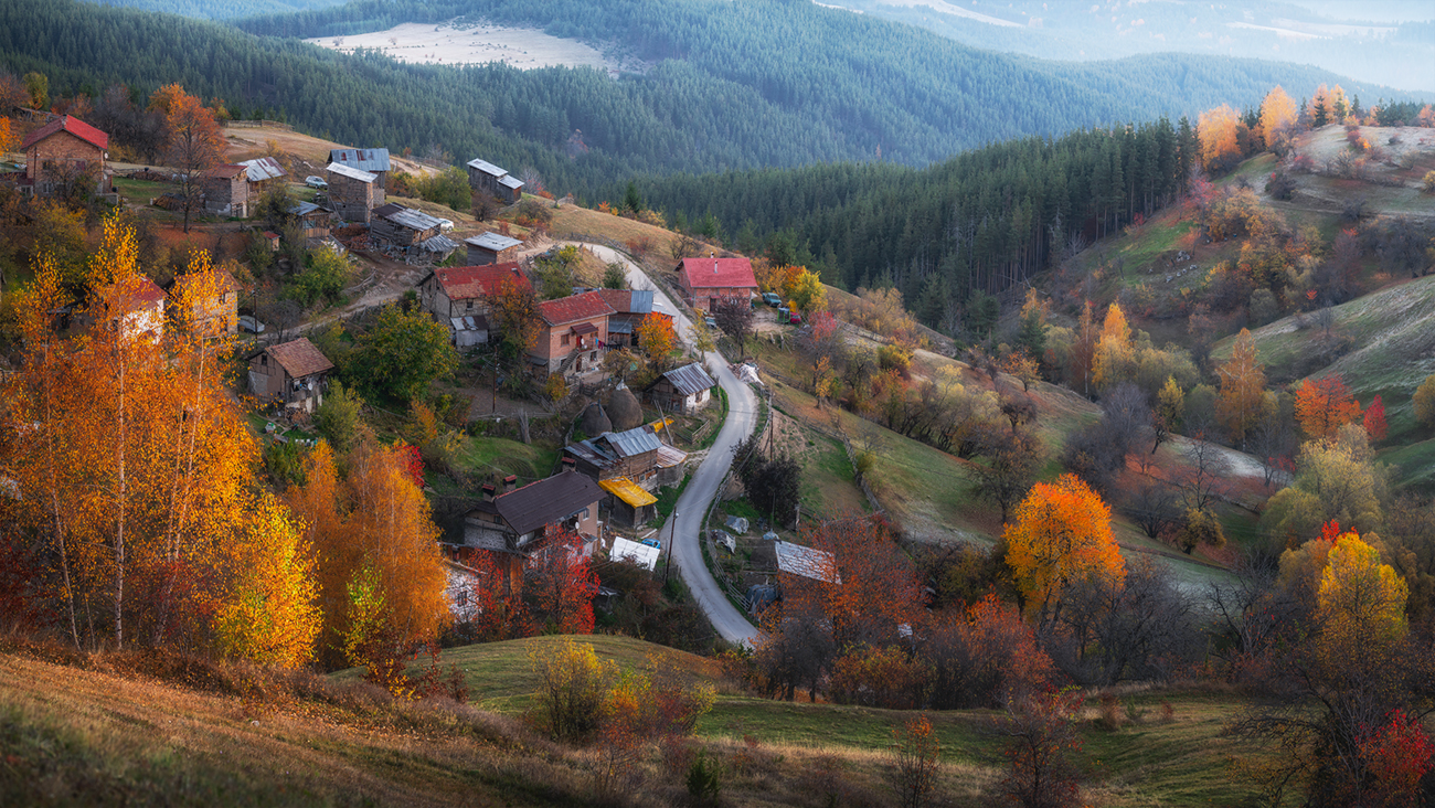 landscape, nature, scenery, forest, wood, trees, oldhouses, village, autumn, fall, colors, mountain, rodopi, bulgaria, Александър Александров