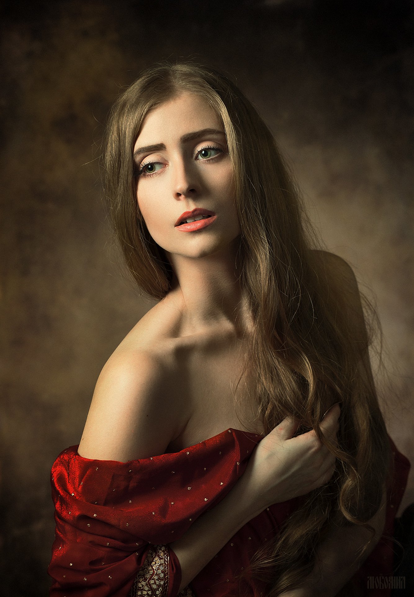 портрет девушки, студия, свет, длинные волосы, красное платье, Любомил Владимирович