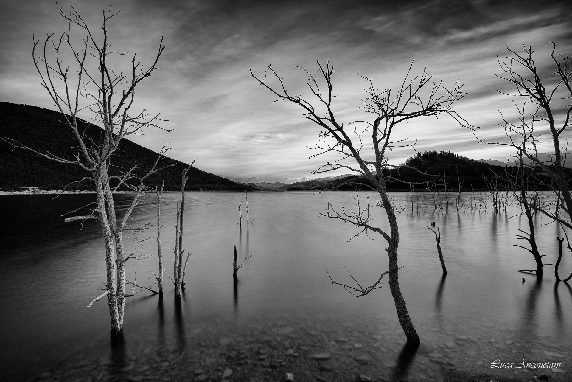 lake water cingoli mc italy marche region travel, Anconetani Luca