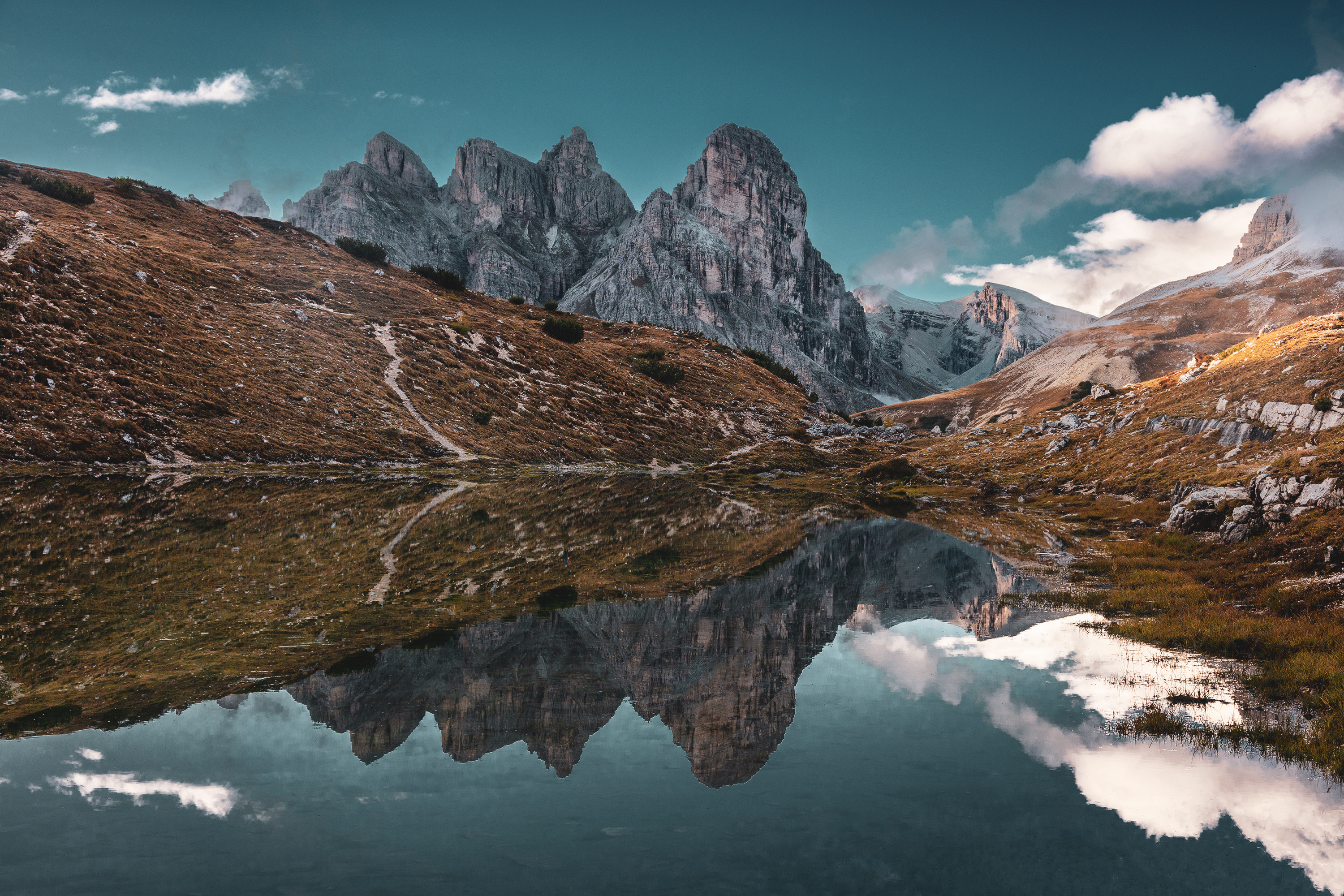 alps, mountains, italy, autumn, dolomites, autumn grasses, lake, mirror,  Gregor