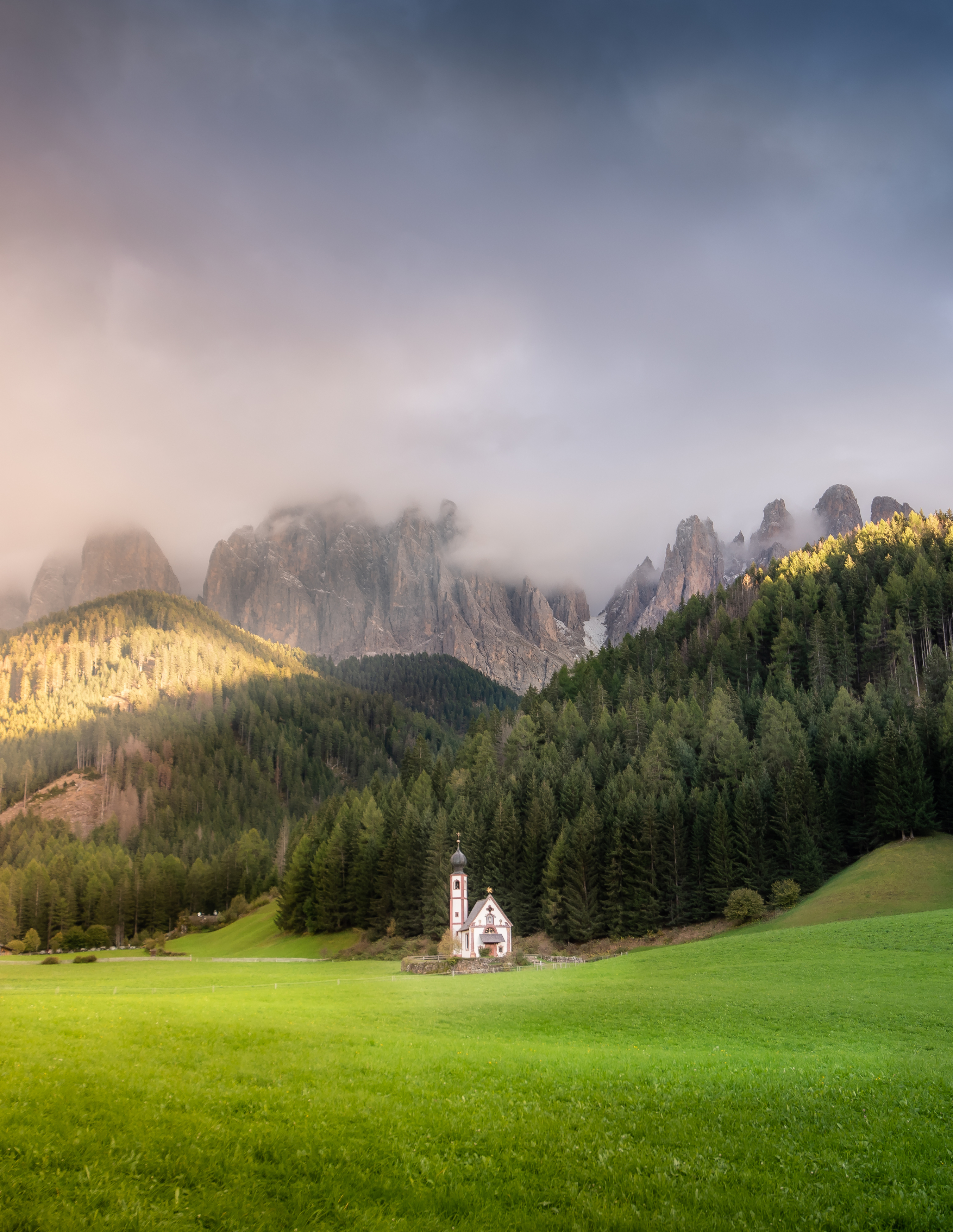 горы, церковь, вечер, закат, облака, италия, santa maddalena,, Khlebnikova Ekaterina