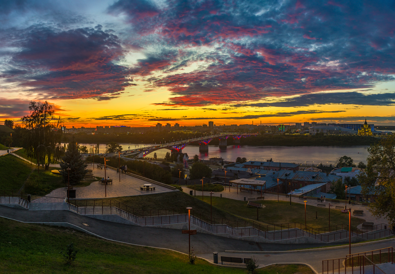 нижний новгород, парк 800-летия нижнего новгорода, канавинский мост, ока, закат, небо, вечер, сумерки, подсветка, Денисевич Алексей