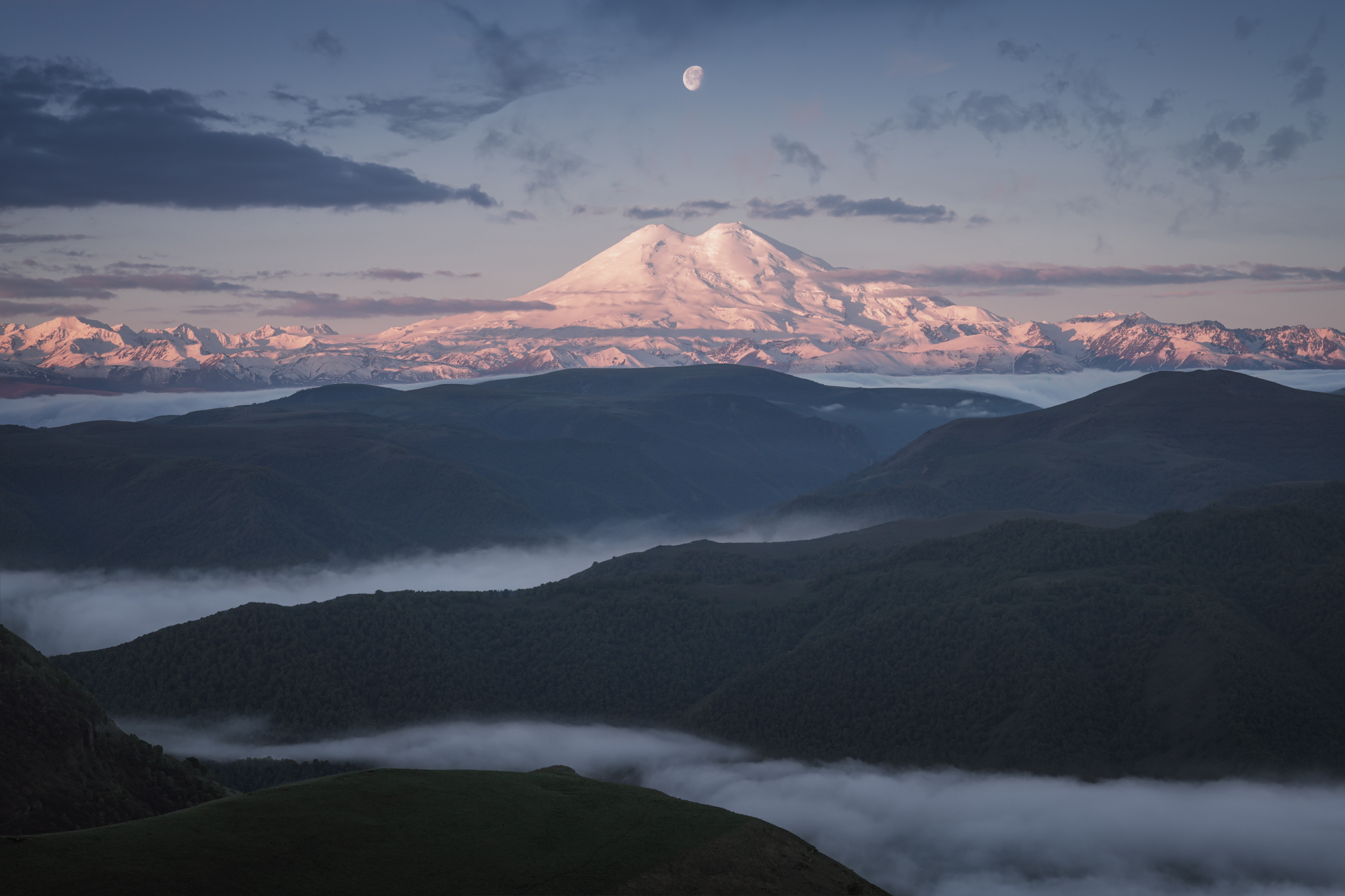 mountain, nature, outdoors, moon, landscape, cloud, sky, fog, bsunrise, dawn, summer, caucasus, elbrus, пейзаж, горы, лето, туман, рассвет, эльбрус, кавказ, луна, приэльбрусье, Андрей