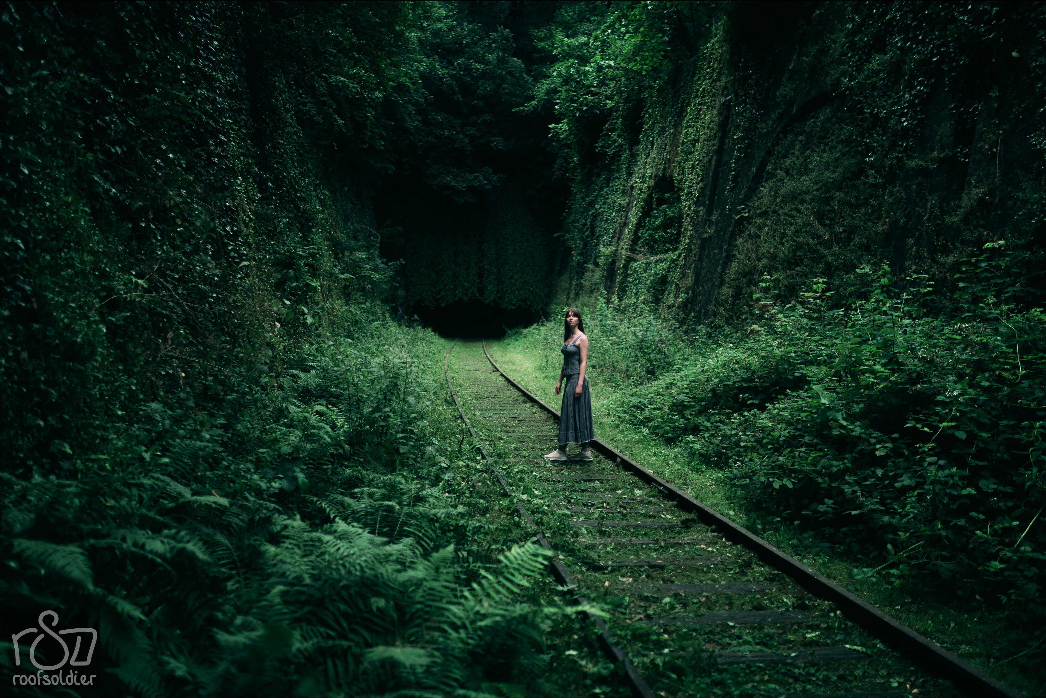 Paris, France, abandoned, portrait, girl, woman, green, Голубев Алексей